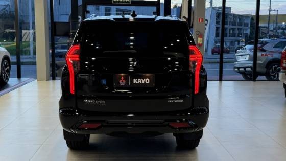MITSUBISHI PAJERO SPORT 2.4 16V MIVEC TURBO LEGEND BLACK AWD12