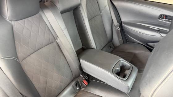 TOYOTA COROLLA 2.0 VVT-IE GLI DIRECT SHIFT2