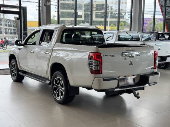 MITSUBISHI L200 TRITON 2.4 16V TURBO SPORT HPE-S CD 4X41
