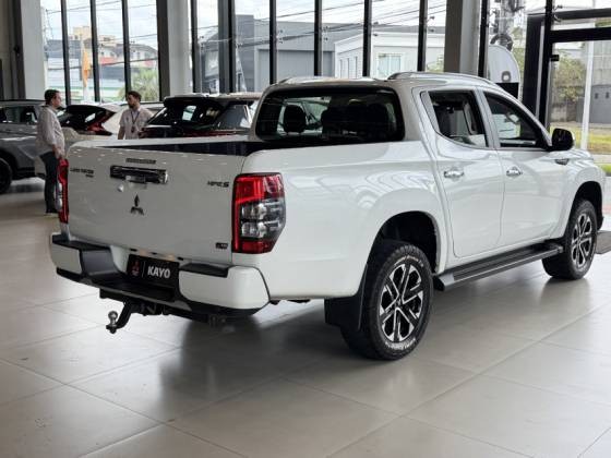 MITSUBISHI L200 TRITON 2.4 16V TURBO SPORT HPE-S CD 4X49