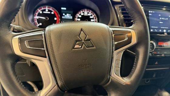 MITSUBISHI L200 TRITON 2.4 16V TURBO SPORT OUTDOOR GLS CD 4P 4X48