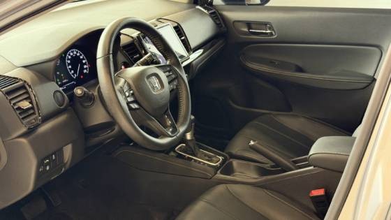 HONDA CITY 1.5 I-VTEC HATCH TOURING13