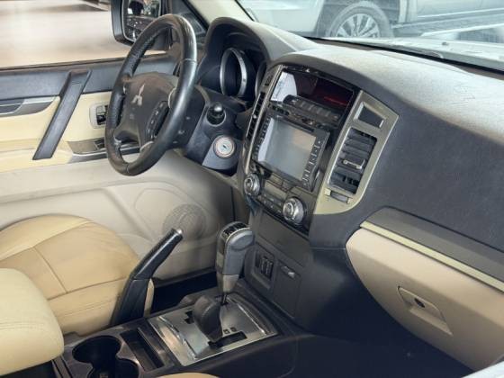 MITSUBISHI PAJERO FULL 3.2 HPE 4X4 16V3