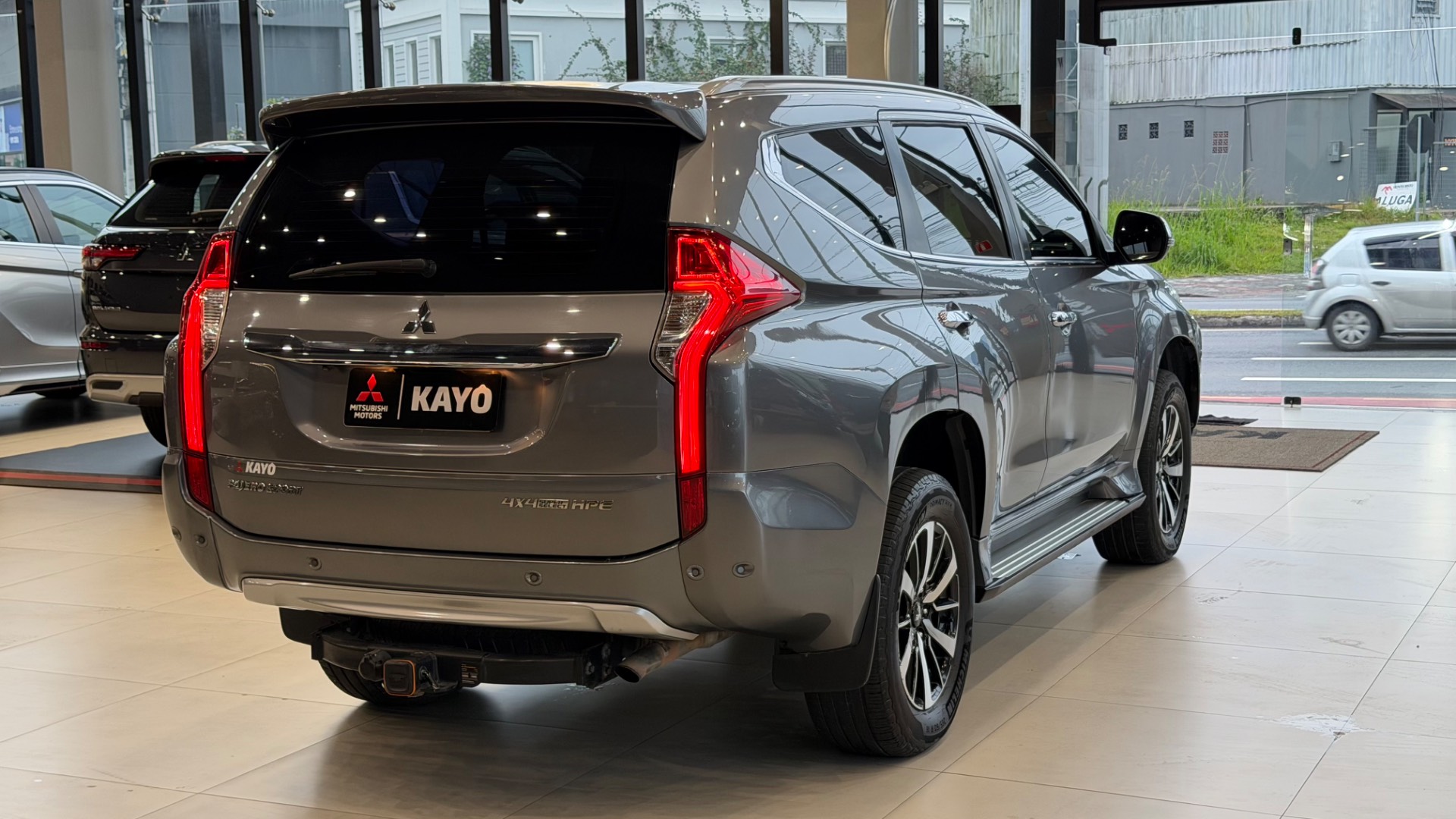 MITSUBISHI PAJERO SPORT 2.4 16V MIVEC TURBO HPE AWD9