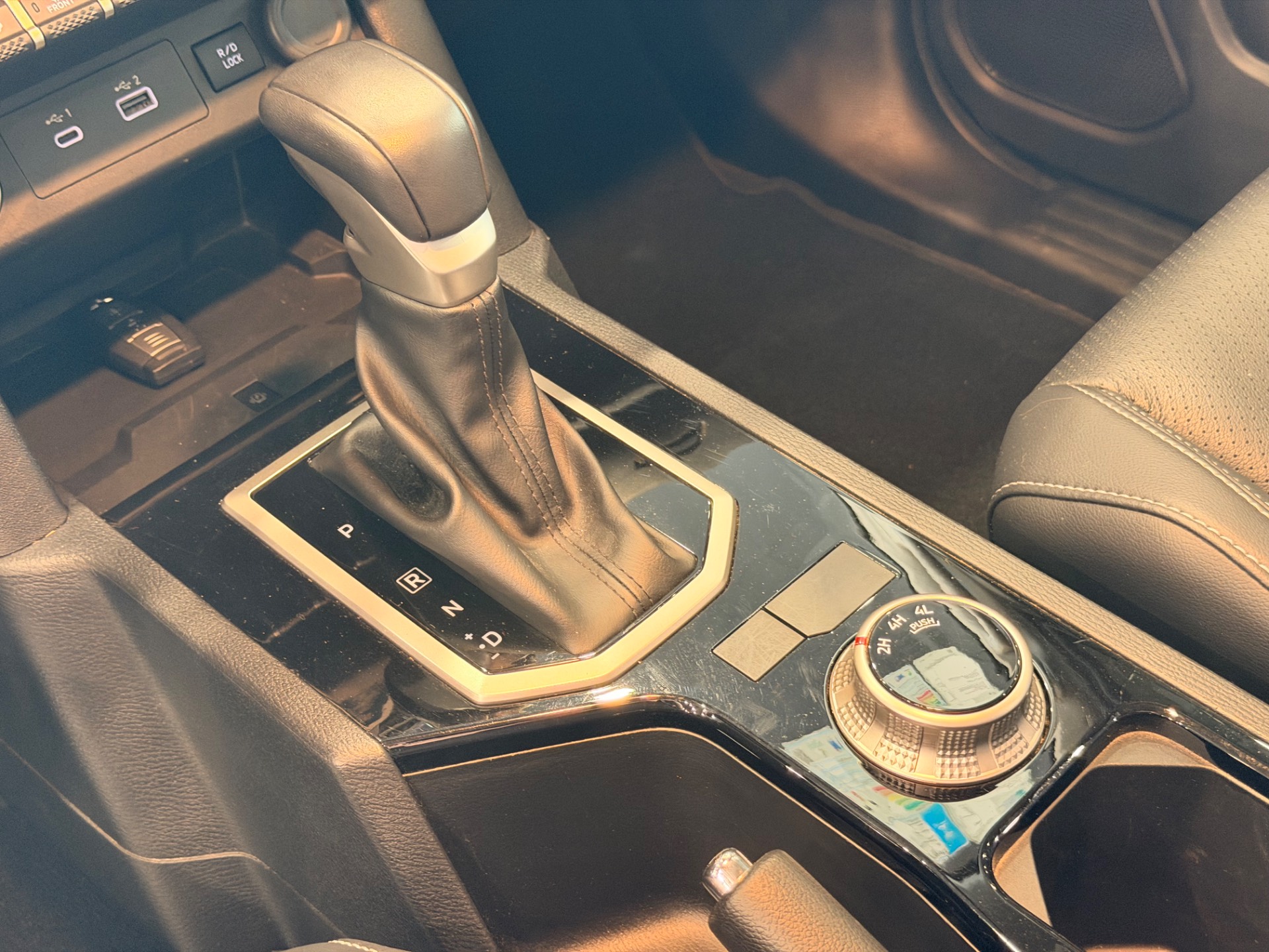 MITSUBISHI TRITON 2.4 BITURBO CD HPE 4X46