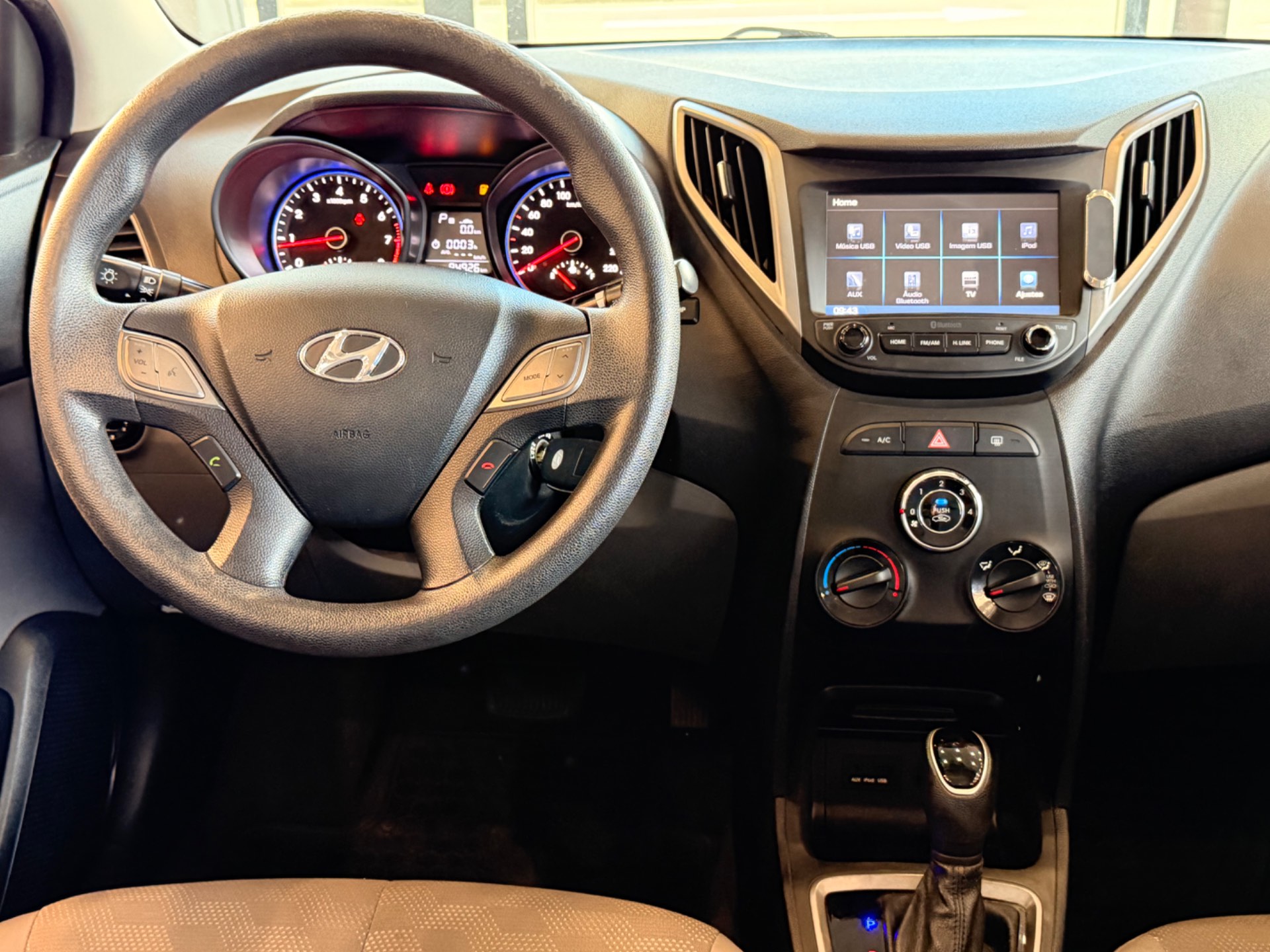 HYUNDAI HB20S 1.6 COMFORT PLUS 16V5