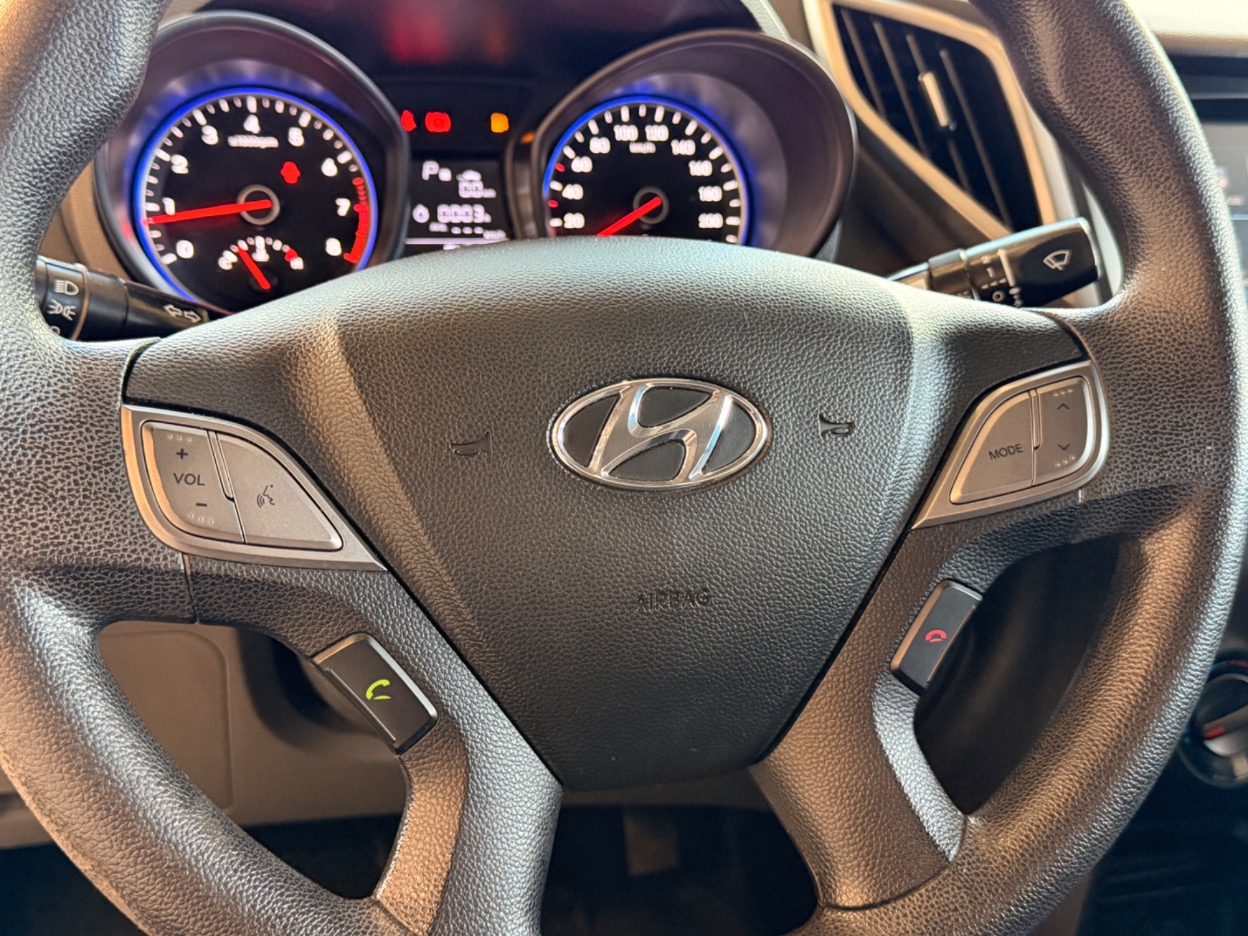 HYUNDAI HB20S 1.6 COMFORT PLUS 16V7