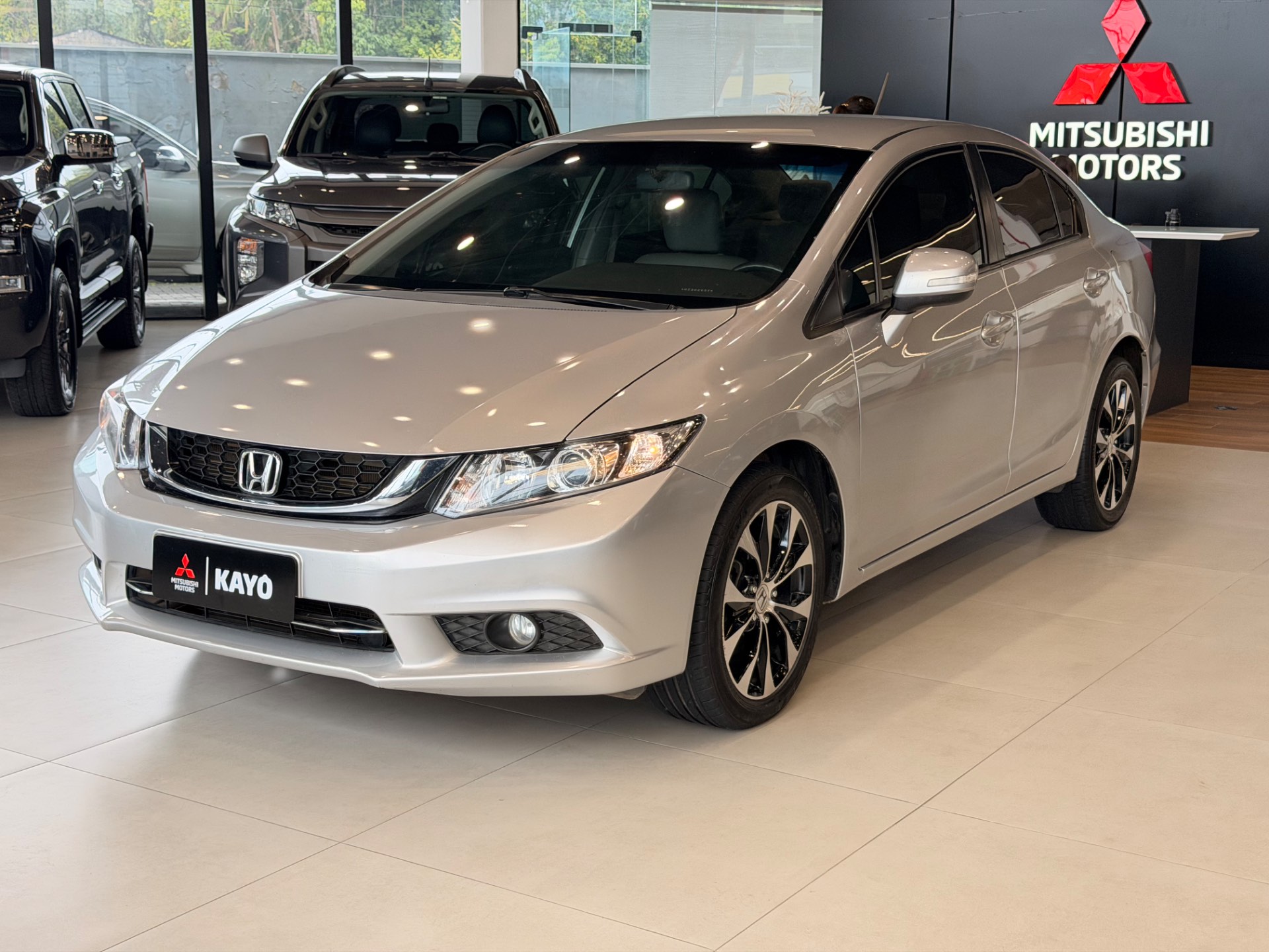 HONDA CIVIC 2.0 LXR 16V10