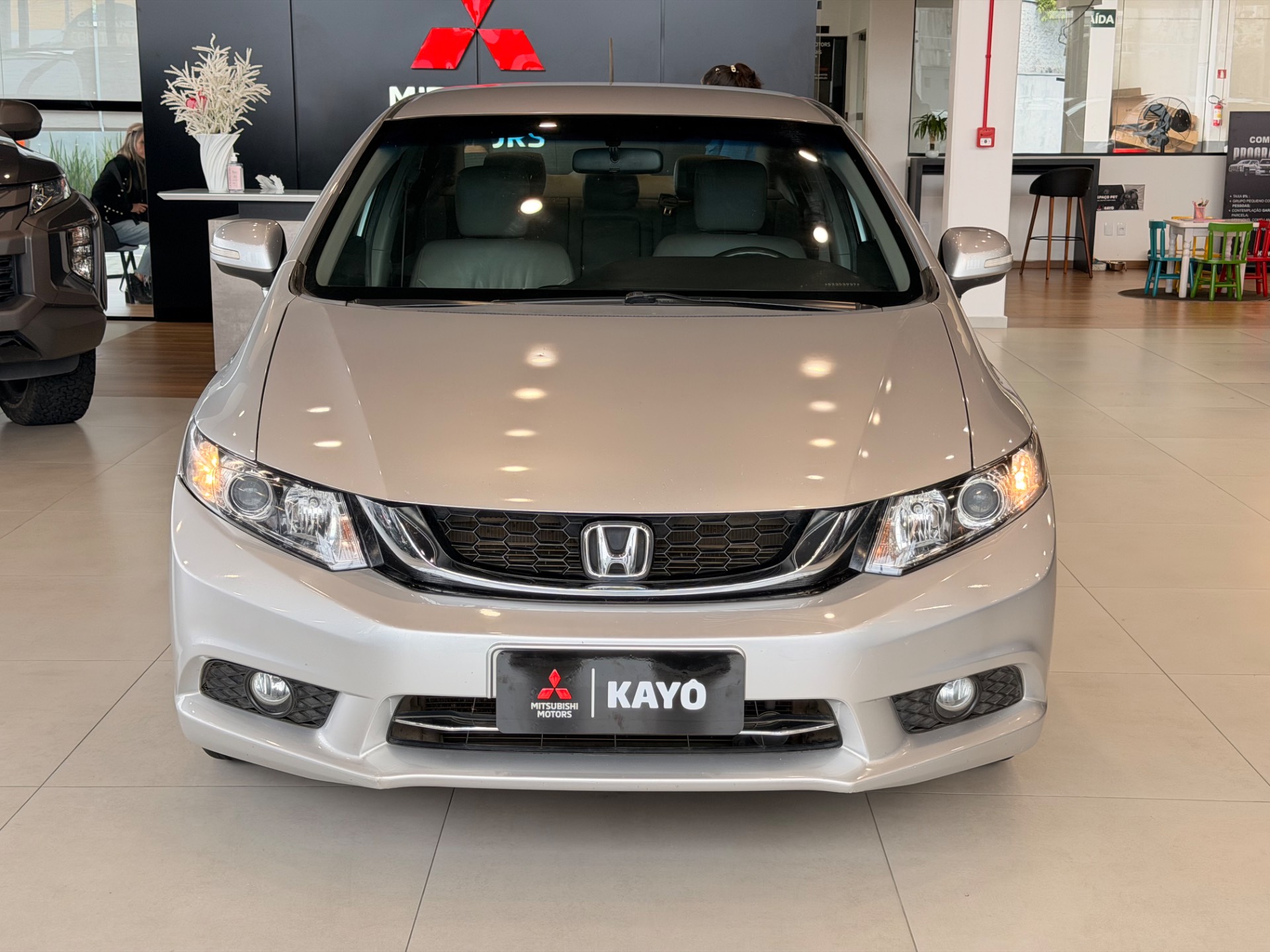 HONDA CIVIC 2.0 LXR 16V12