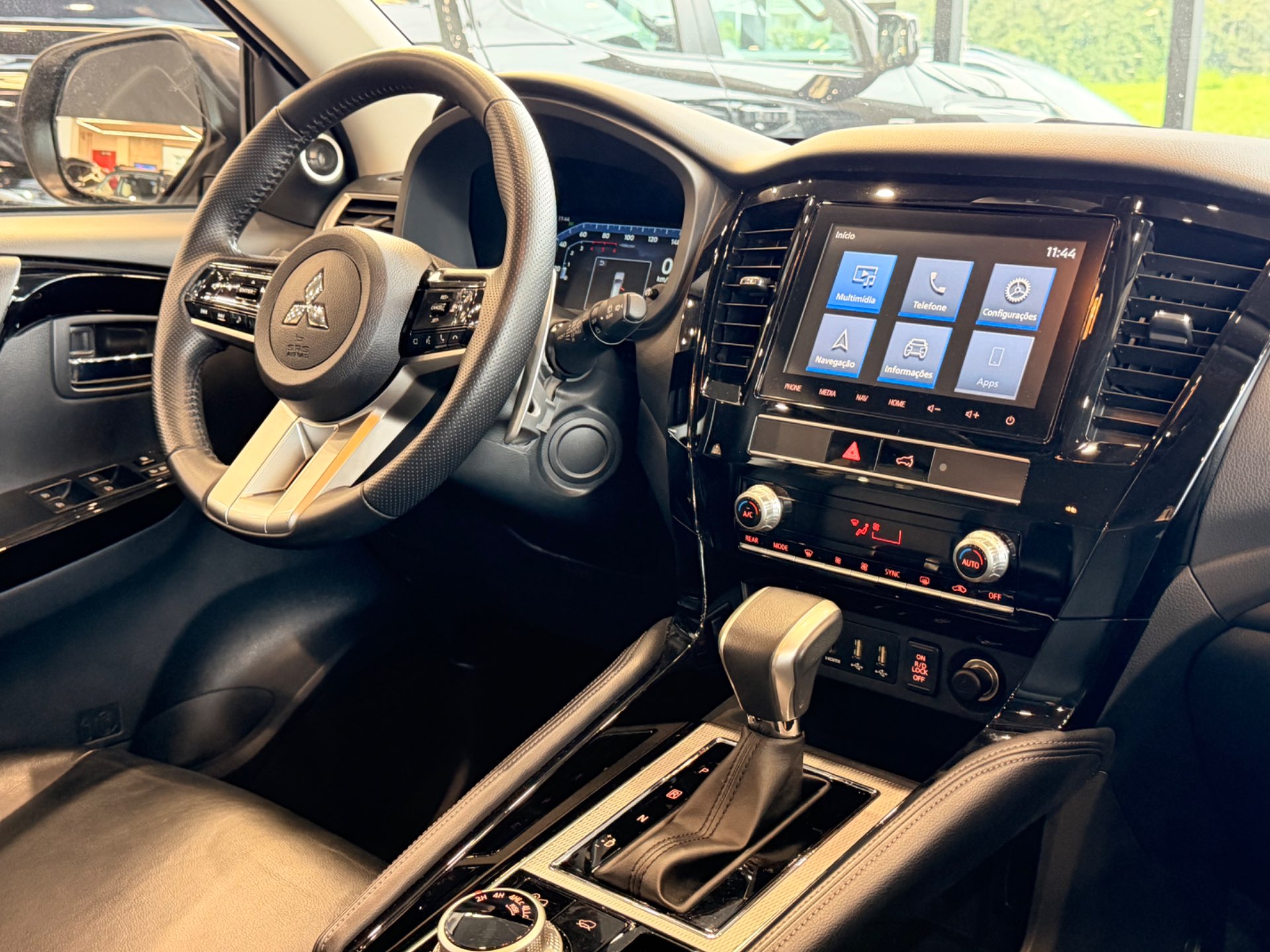 MITSUBISHI PAJERO SPORT 2.4 16V MIVEC TURBO LEGEND AWD5