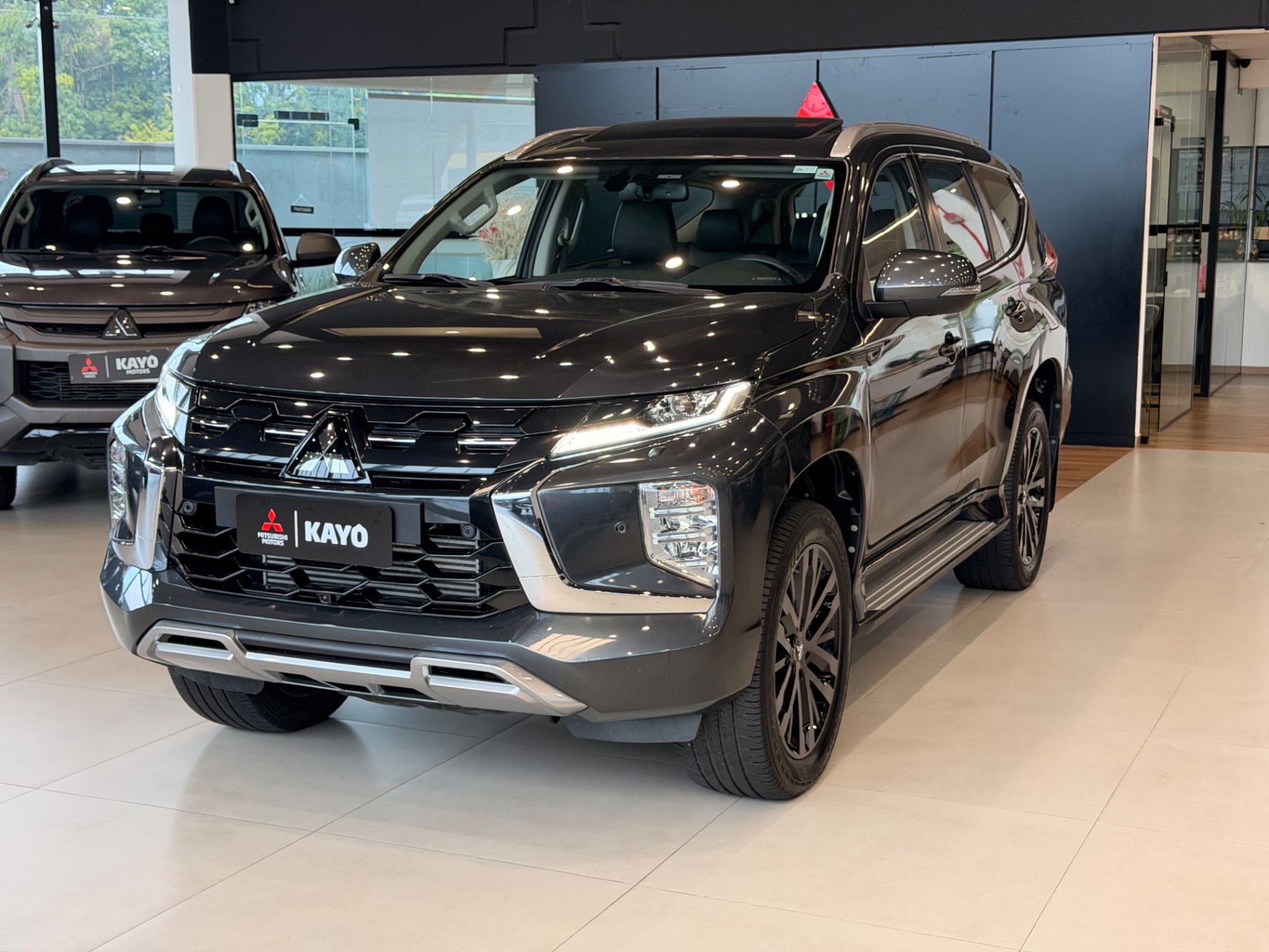 MITSUBISHI PAJERO SPORT 2.4 16V MIVEC TURBO LEGEND AWD13