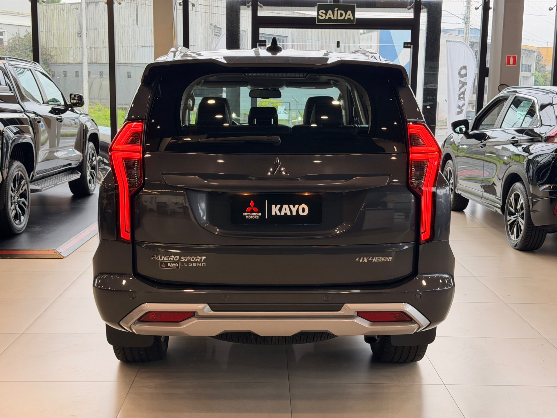 MITSUBISHI PAJERO SPORT 2.4 16V MIVEC TURBO LEGEND AWD14