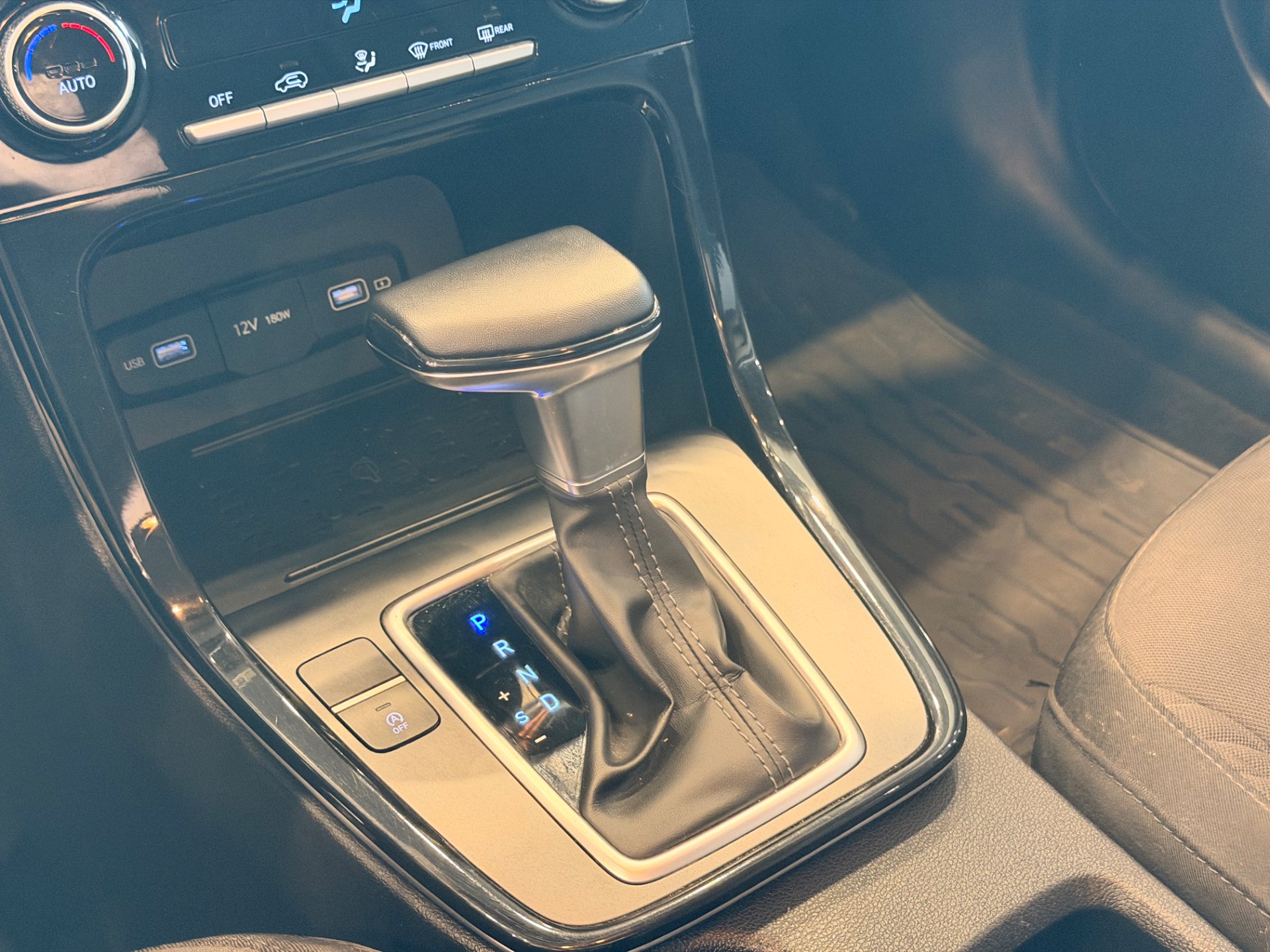 HYUNDAI CRETA 1.0 TGDI LIMITED5