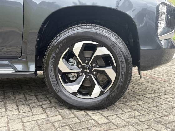MITSUBISHI PAJERO SPORT 2.4 16V MIVEC TURBO HPE-S ADW10