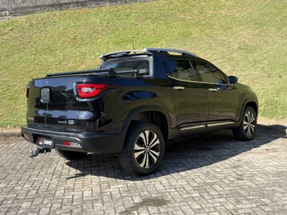 FIAT TORO 2.0 16V TURBO VOLCANO 4WD AT92