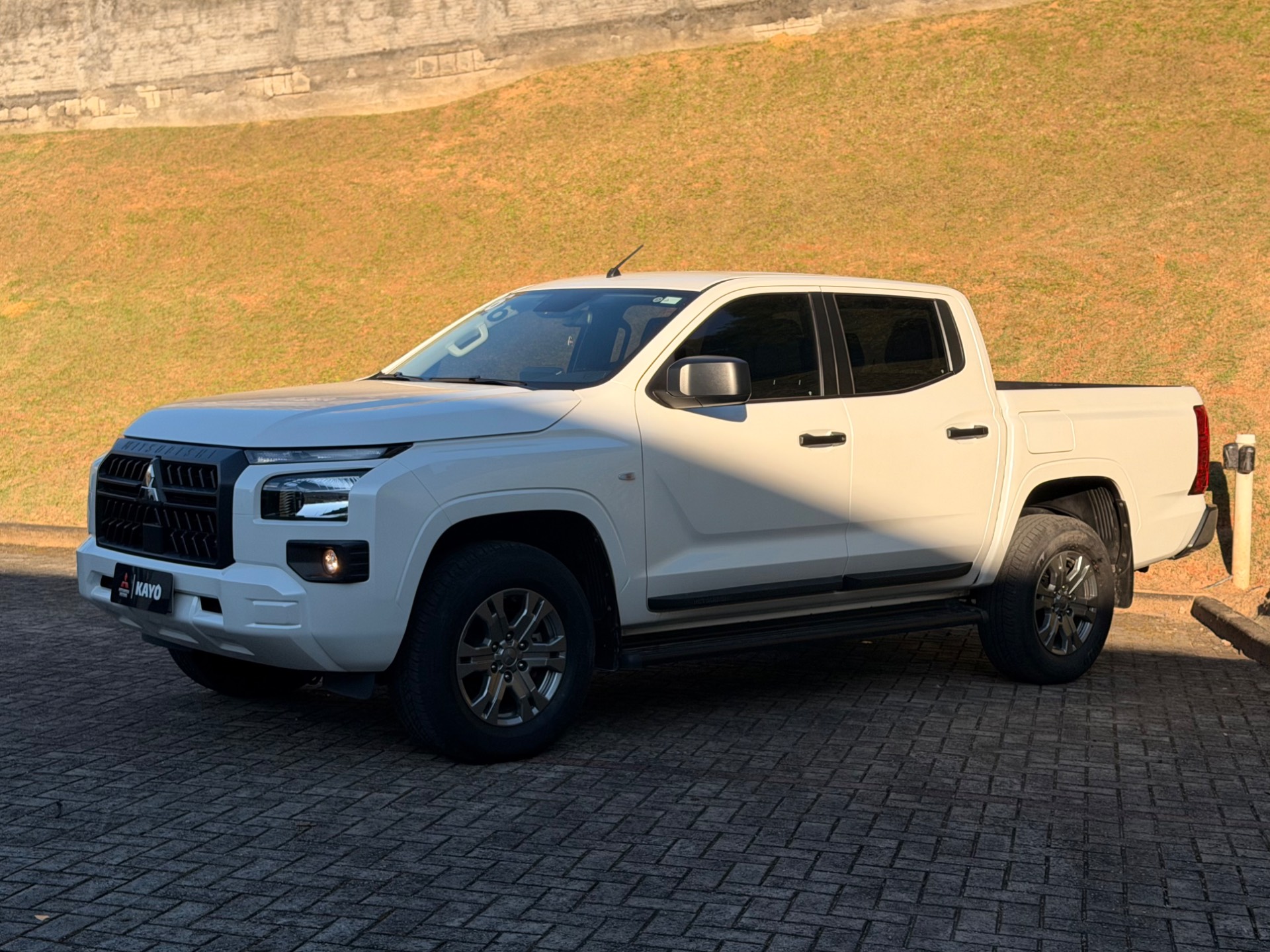 MITSUBISHI TRITON 2.4 BITURBO CD GLS 4X49