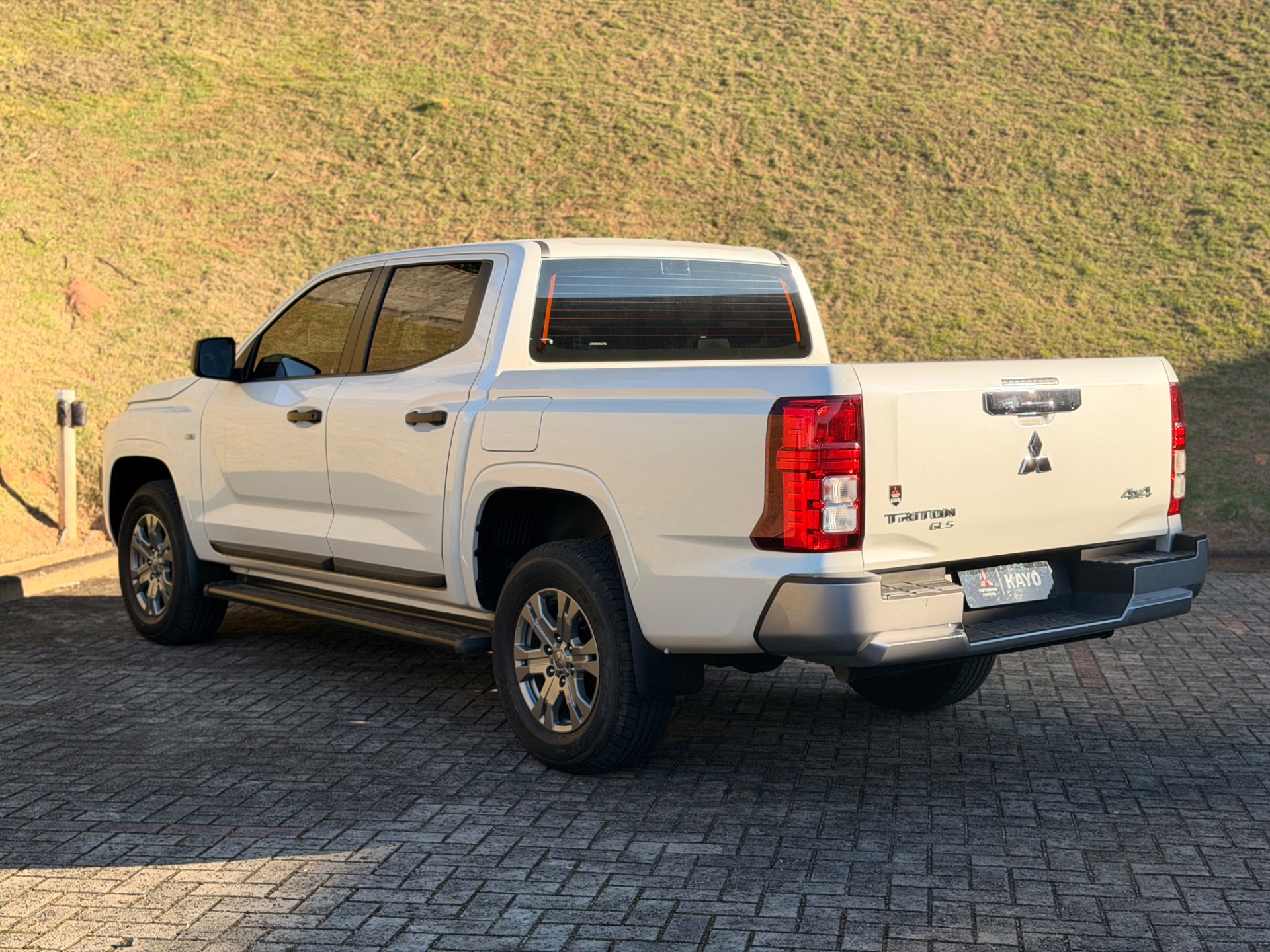 MITSUBISHI TRITON 2.4 BITURBO CD GLS 4X48