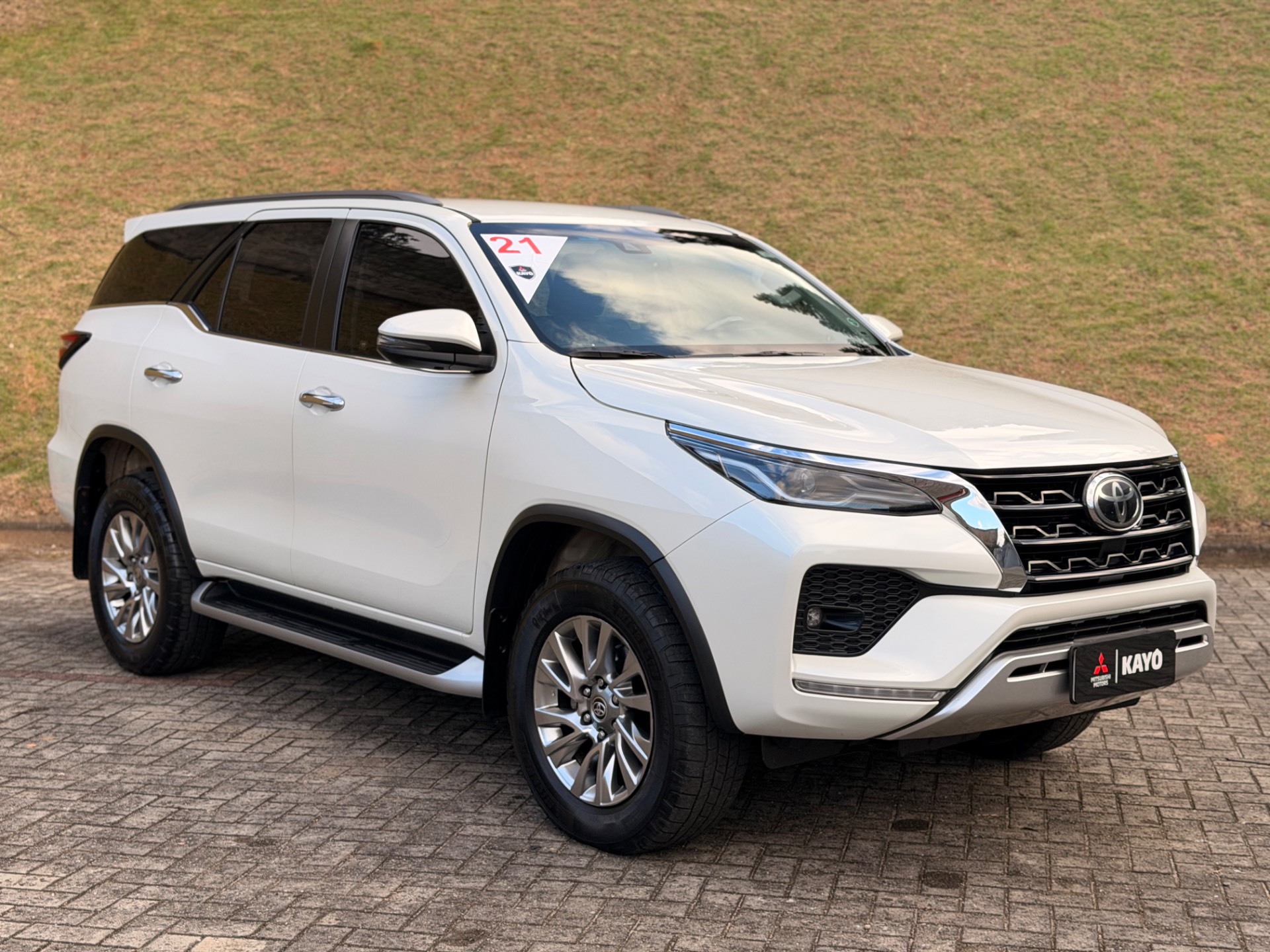 TOYOTA HILUX SW4 2.8 D-4D TURBO SRX 7L 4X40