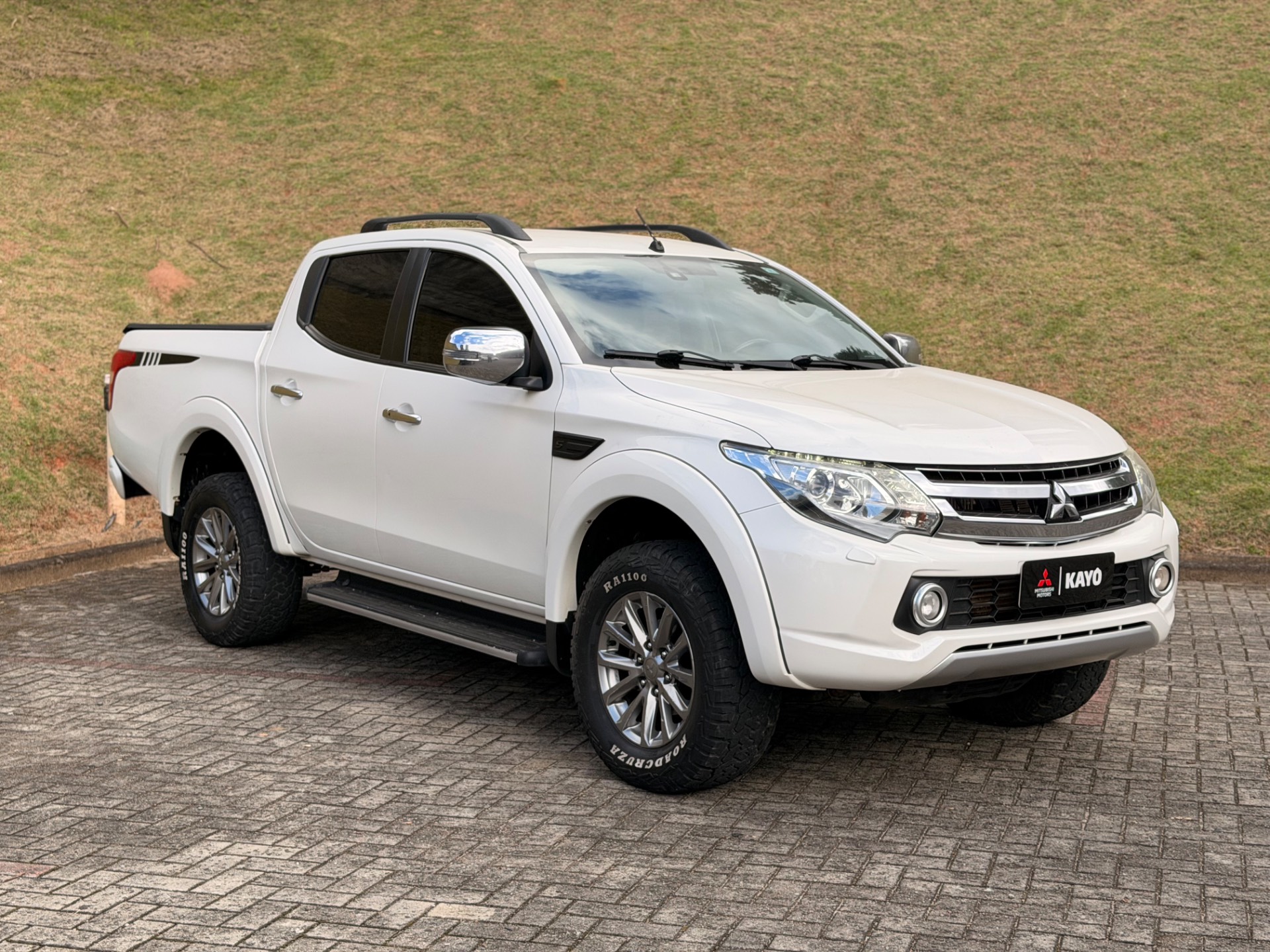 MITSUBISHI L200 TRITON 2.4 16V TURBO SPORT HPE-S CD 4X40