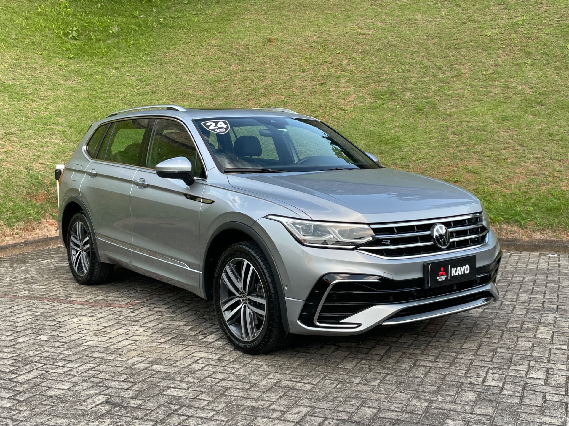 VOLKSWAGEN TIGUAN 2.0 300 TSI ALLSPACE R-LINE0