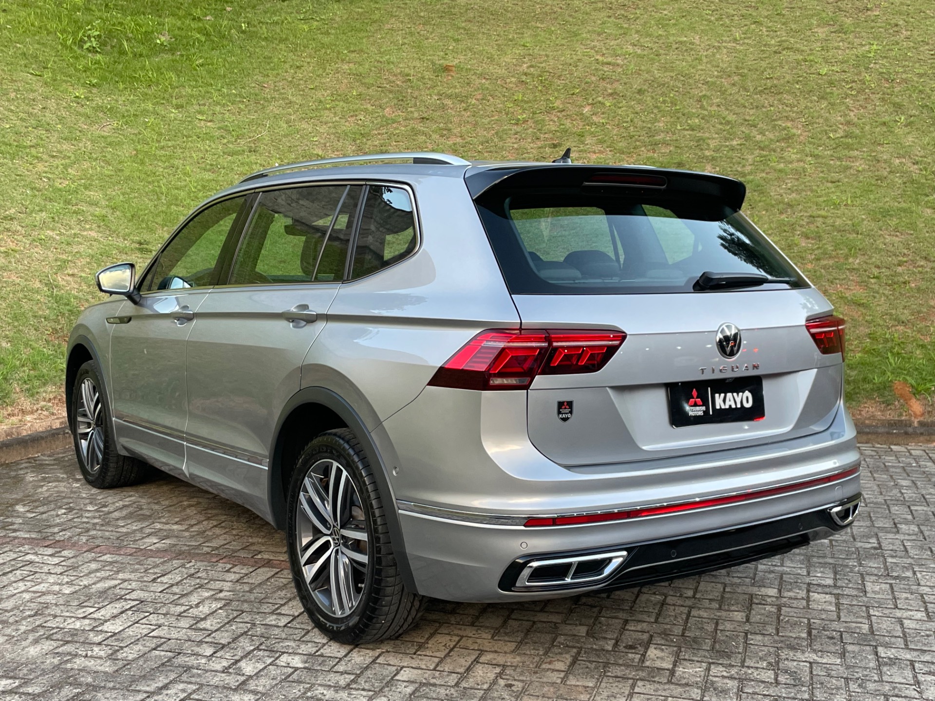 VOLKSWAGEN TIGUAN 2.0 300 TSI ALLSPACE R-LINE10