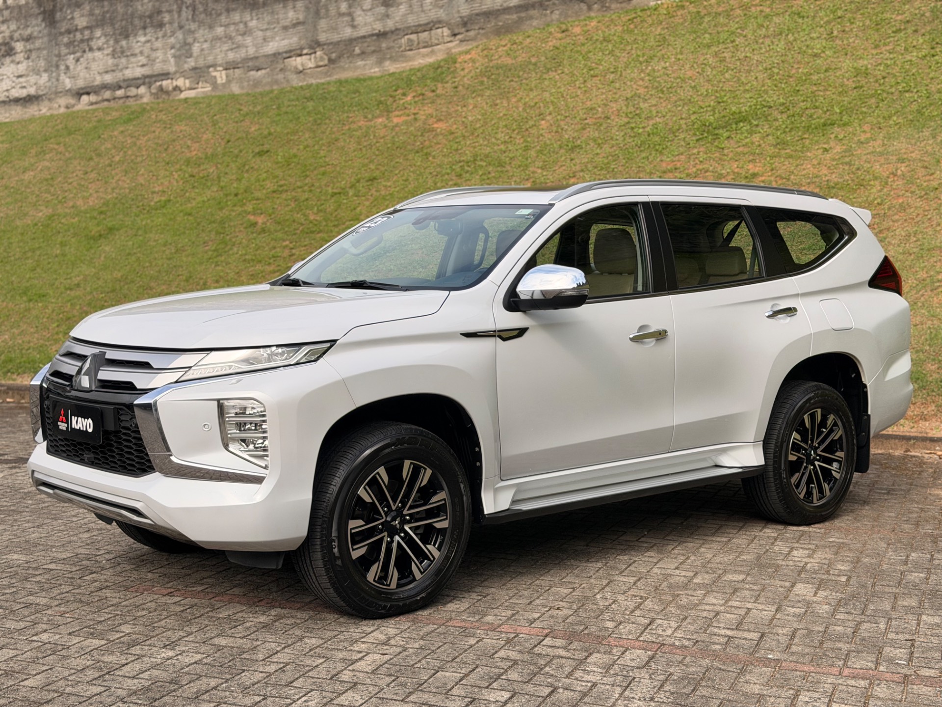 MITSUBISHI PAJERO SPORT 2.4 16V MIVEC TURBO HPE-S ADW5