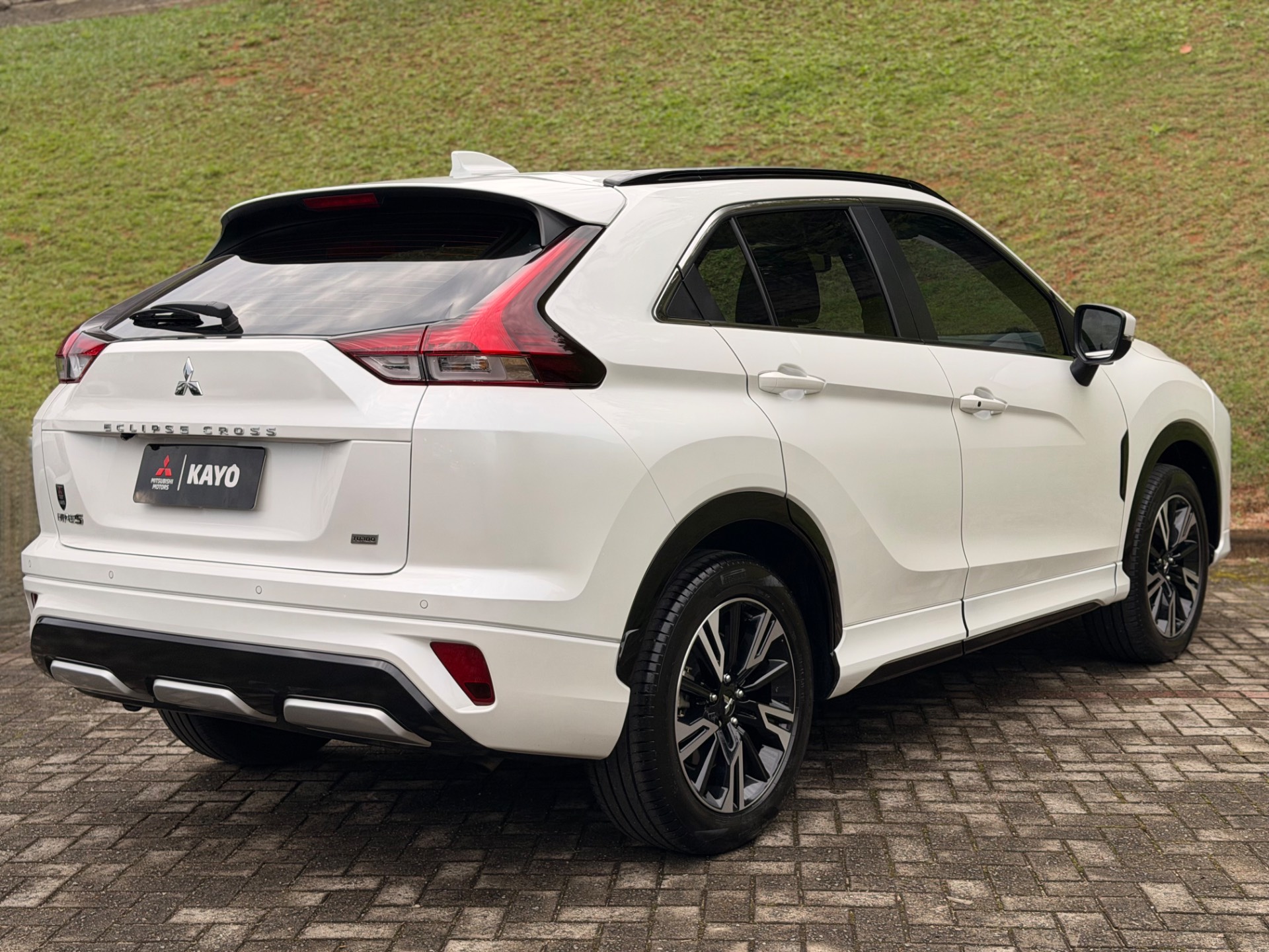MITSUBISHI ECLIPSE CROSS 1.5 MIVEC TURBO HPE S3