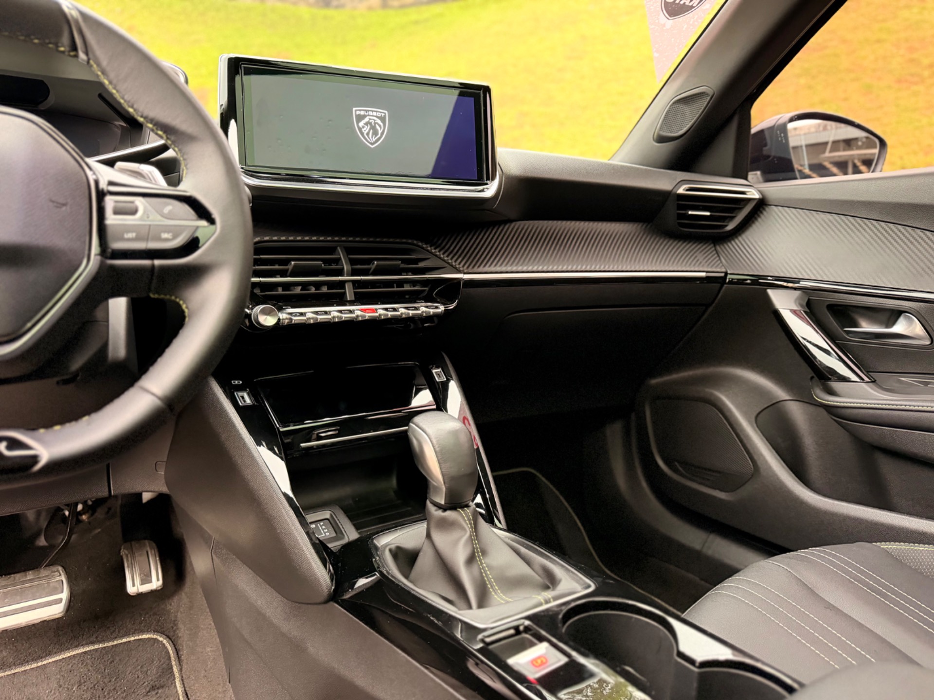 PEUGEOT 2008 1.0 TURBO 200 GT14