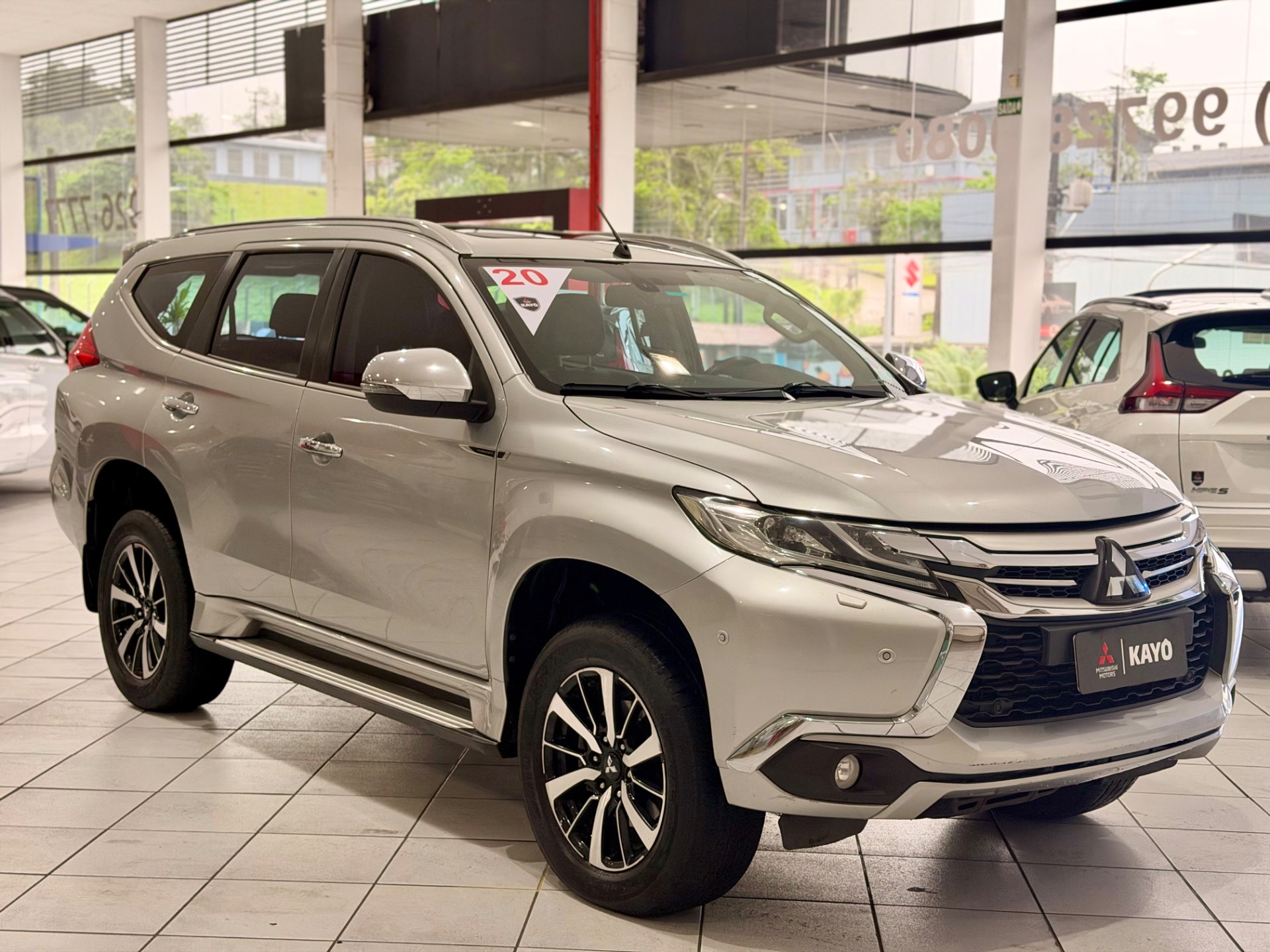 MITSUBISHI PAJERO SPORT 2.4 16V MIVEC TURBO HPE AWD0