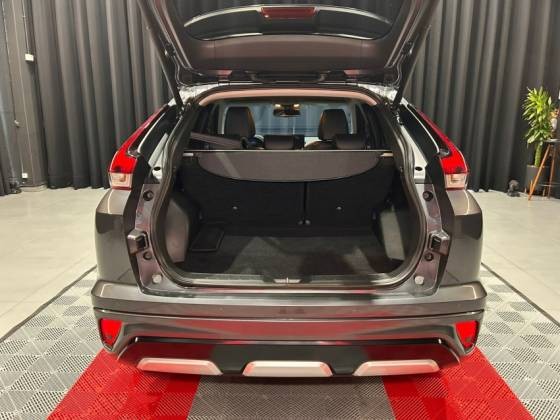 MITSUBISHI ECLIPSE CROSS 1.5 MIVEC TURBO HPE S BLACK S AWC12