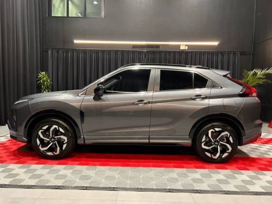 MITSUBISHI ECLIPSE CROSS 1.5 MIVEC TURBO HPE S BLACK S AWC13