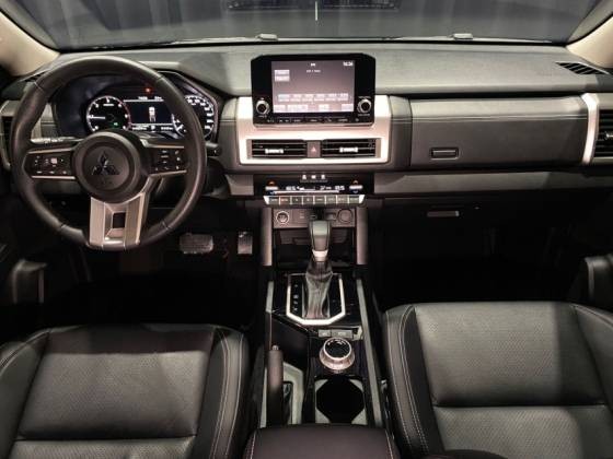 MITSUBISHI TRITON 2.4 BITURBO CD HPE-S 4X46