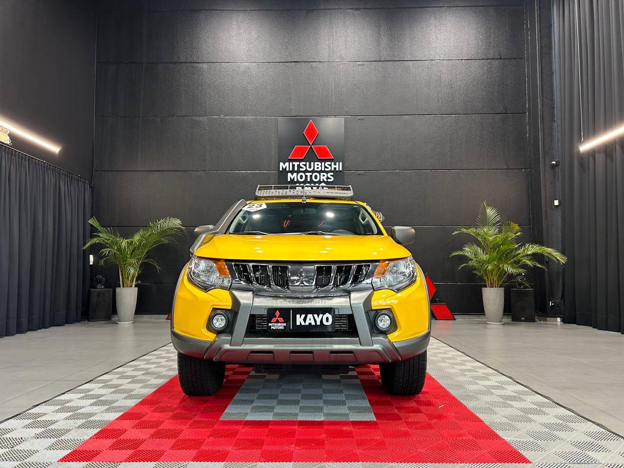 MITSUBISHI L200 TRITON 2.4 16V TURBO SAVANA GLS CD 4X41