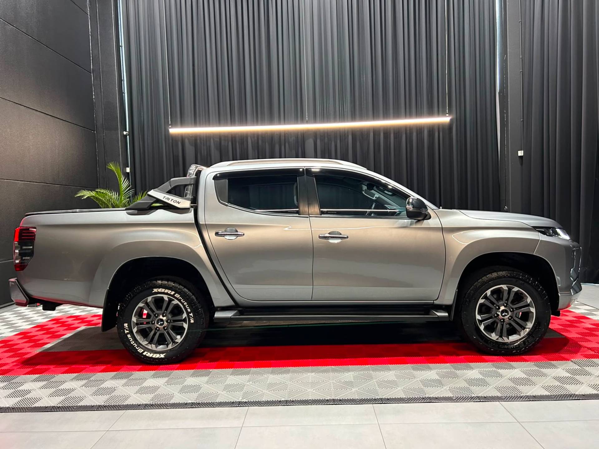MITSUBISHI L200 TRITON 2.4 16V TURBO SPORT HPE-S CD 4X413