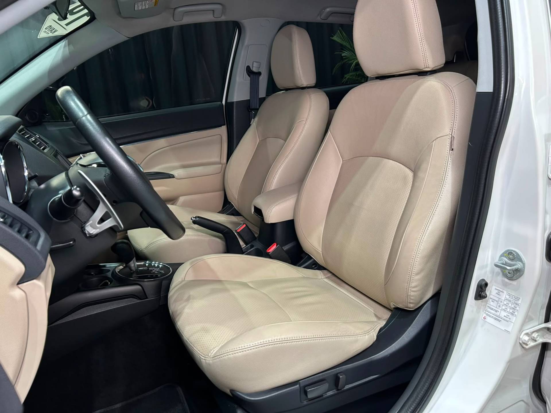 MITSUBISHI ASX 2.0 AWD 16V8