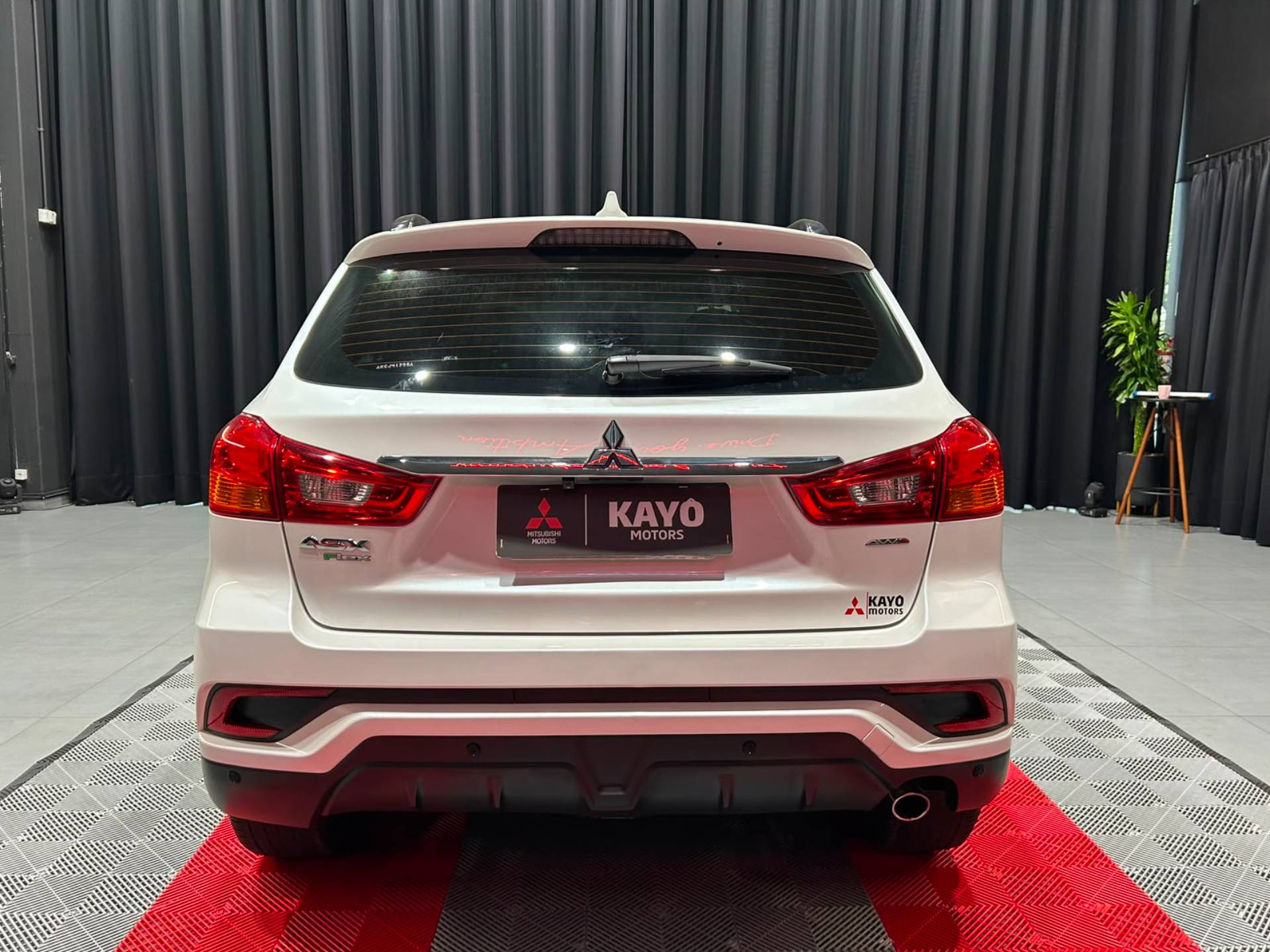 MITSUBISHI ASX 2.0 AWD 16V11