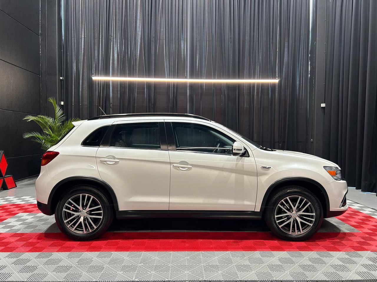 MITSUBISHI ASX 2.0 AWD 16V14