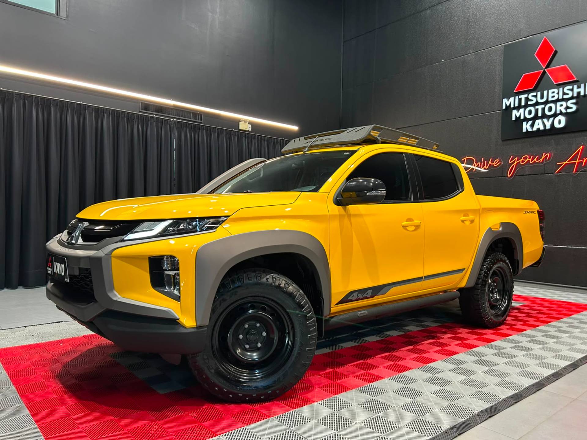 MITSUBISHI L200 TRITON 2.4 16V TURBO SAVANA GLS CD 4X42