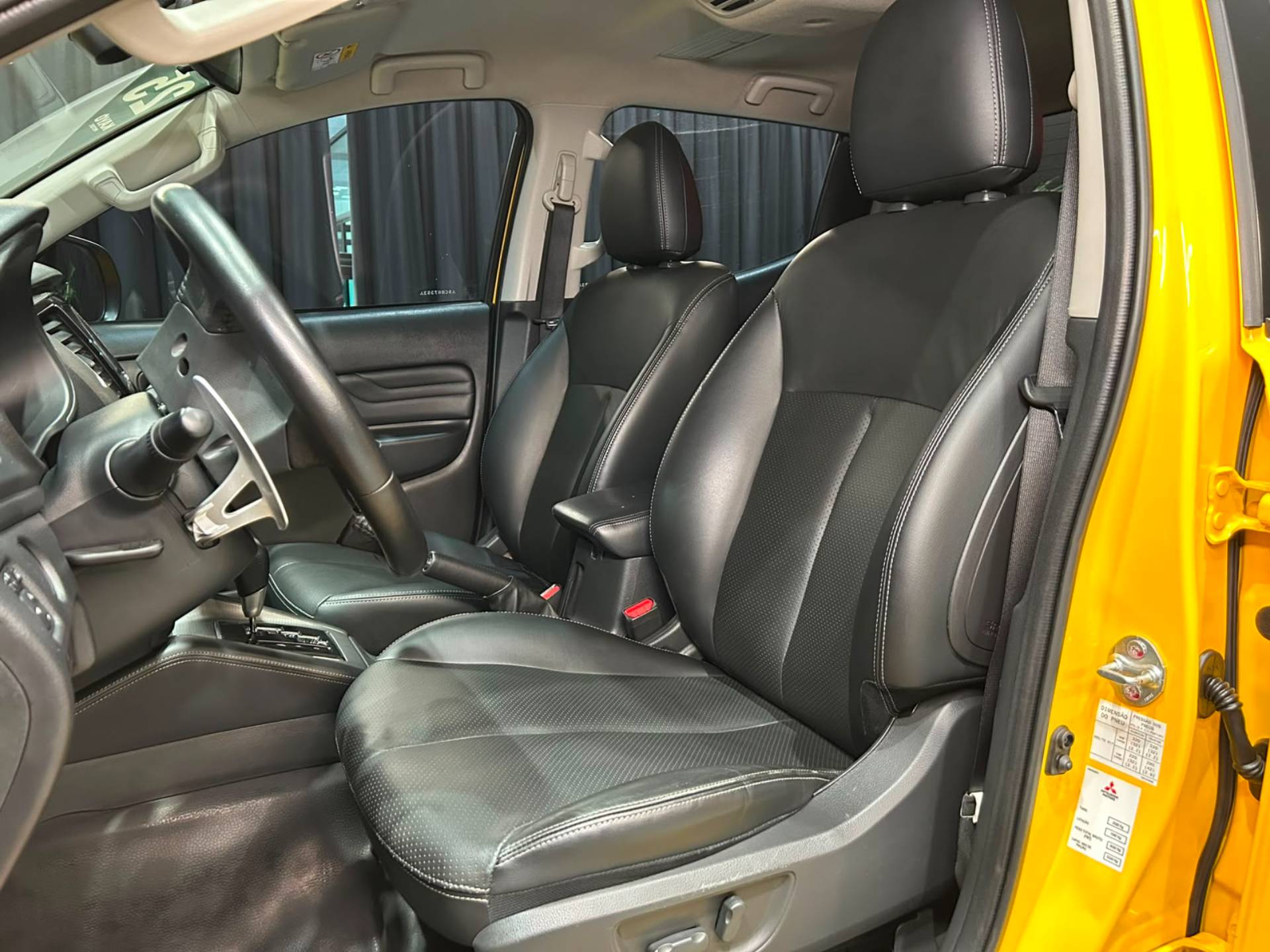 MITSUBISHI L200 TRITON 2.4 16V TURBO SAVANA GLS CD 4X48