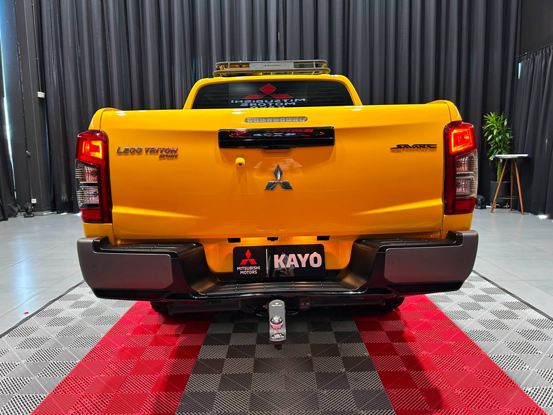 MITSUBISHI L200 TRITON 2.4 16V TURBO SAVANA GLS CD 4X410