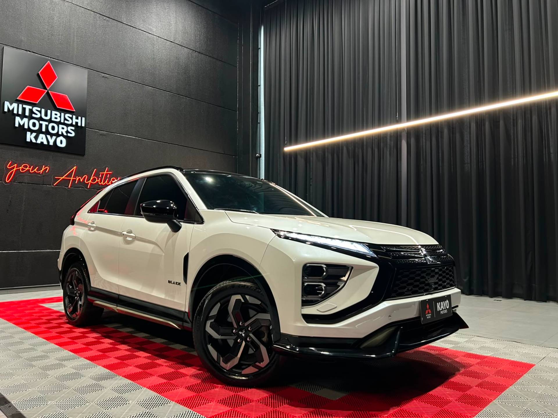 MITSUBISHI ECLIPSE CROSS 1.5 MIVEC TURBO HPE S BLACK S AWC0
