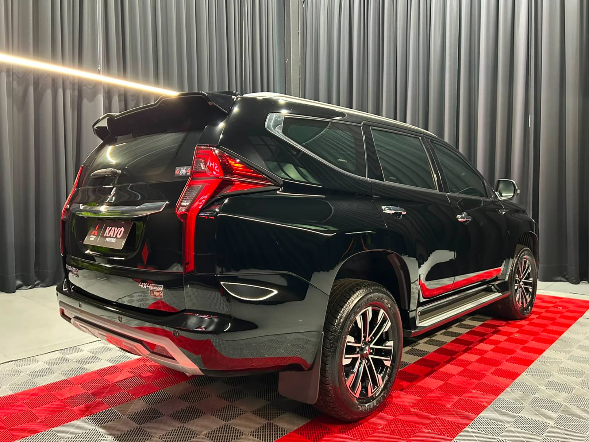 MITSUBISHI PAJERO SPORT 2.4 16V MIVEC TURBO HPE-S ADW11