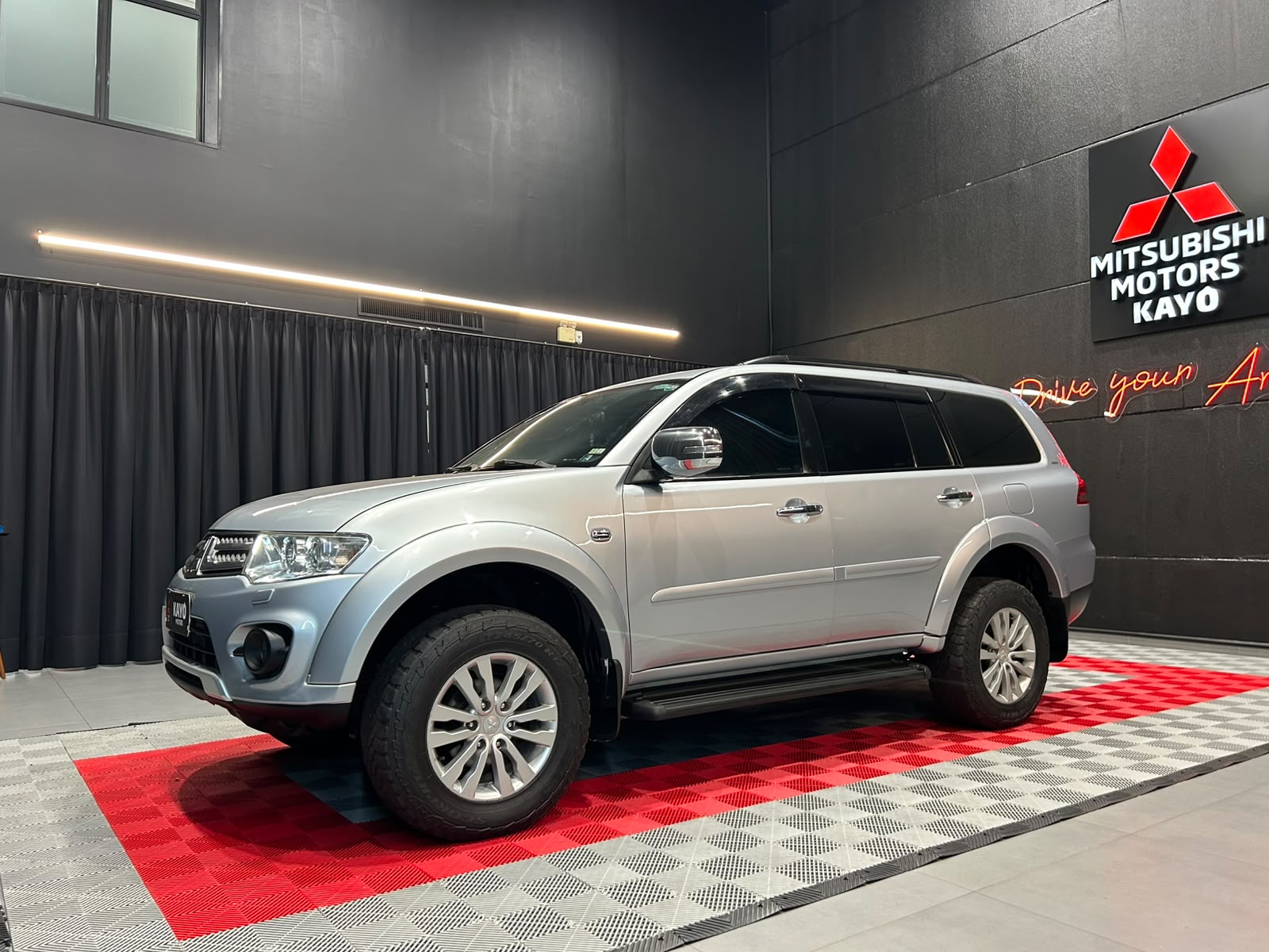 MITSUBISHI PAJERO DAKAR 3.2 HPE 4X4 16V1