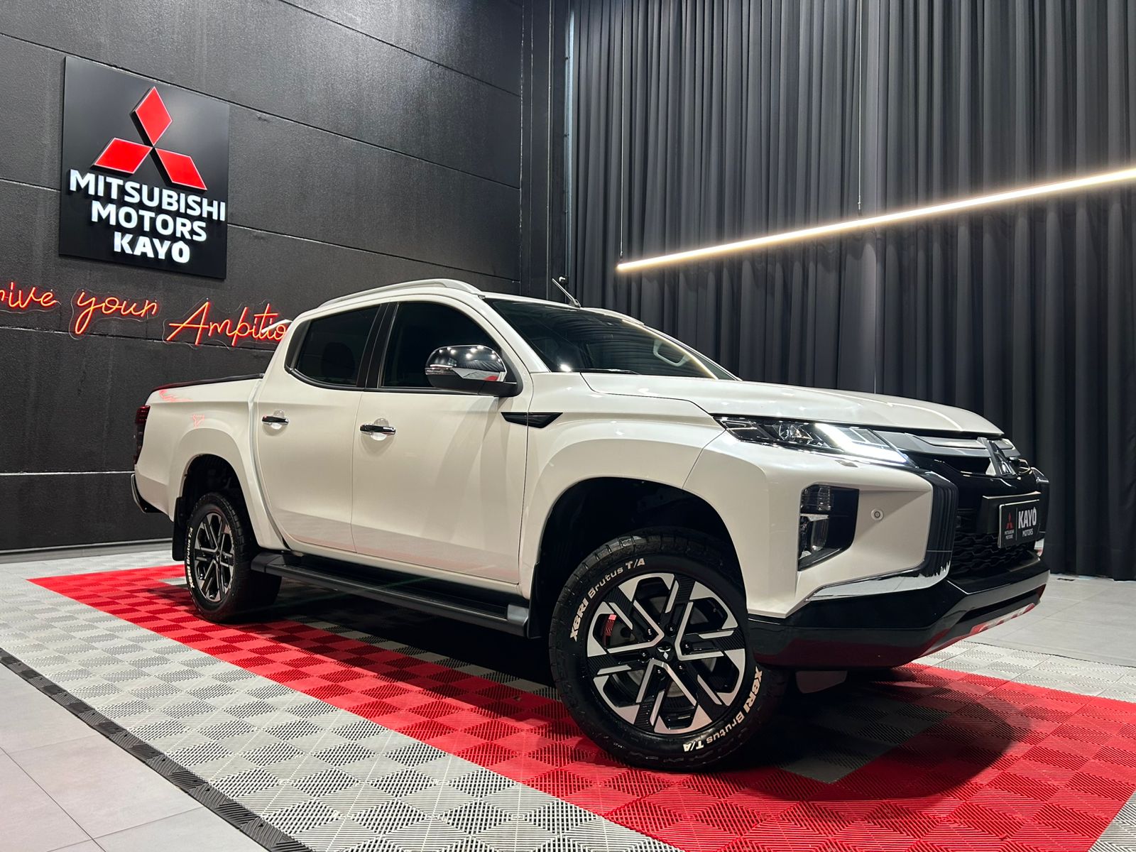 MITSUBISHI L200 TRITON 2.4 16V TURBO SPORT HPE-S CD 4X40