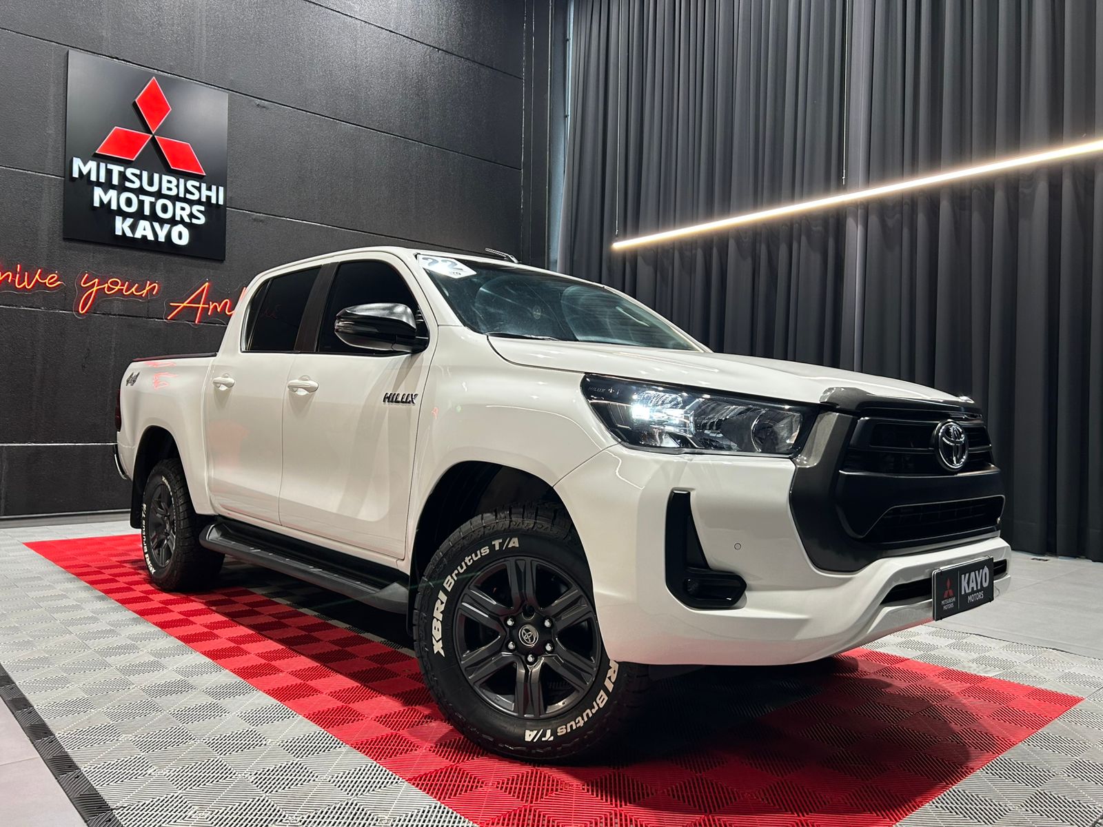 TOYOTA HILUX 2.8 SRX 4X4 CD 16V