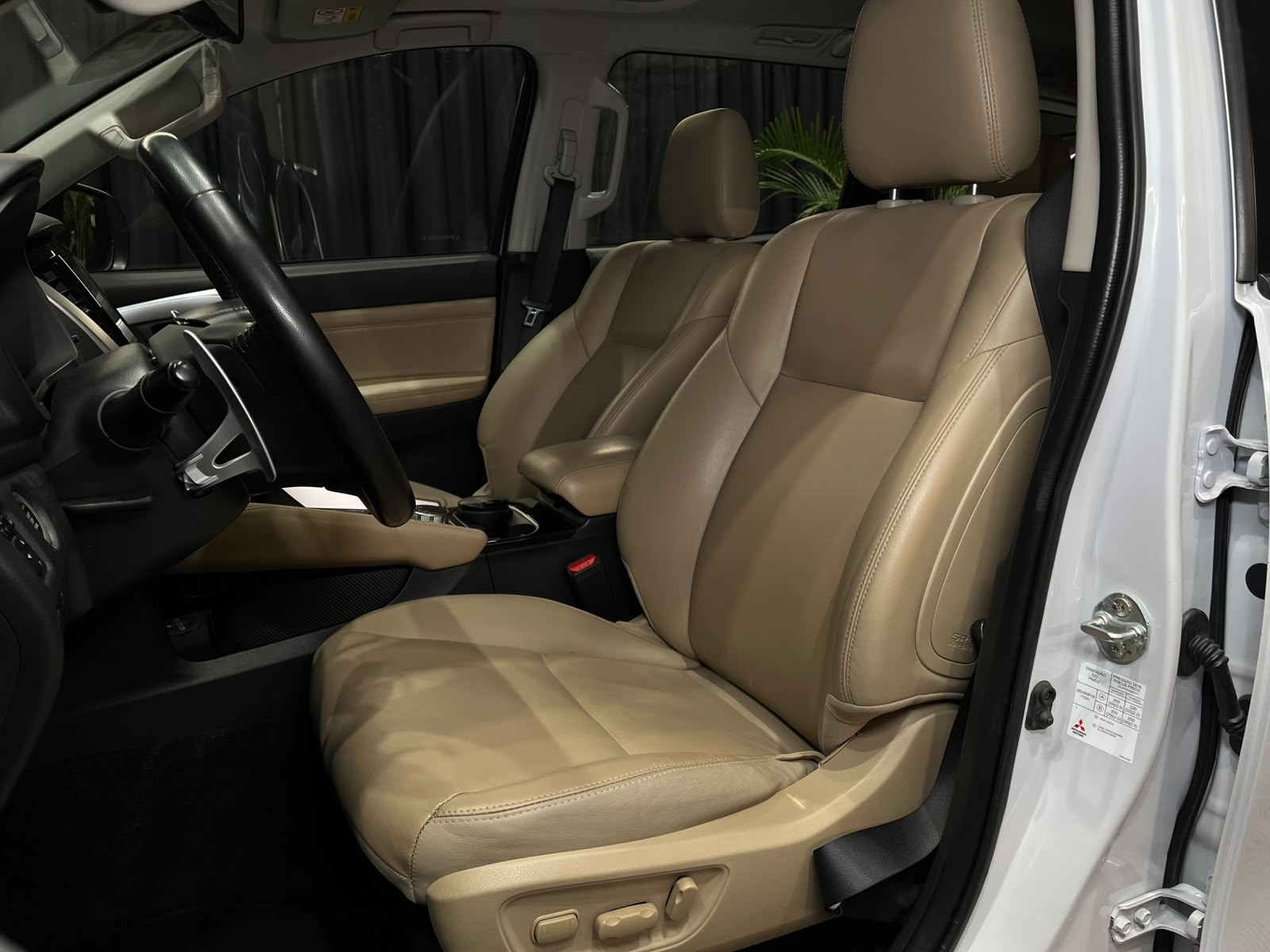 MITSUBISHI PAJERO SPORT 2.4 16V MIVEC TURBO HPE-S ADW9