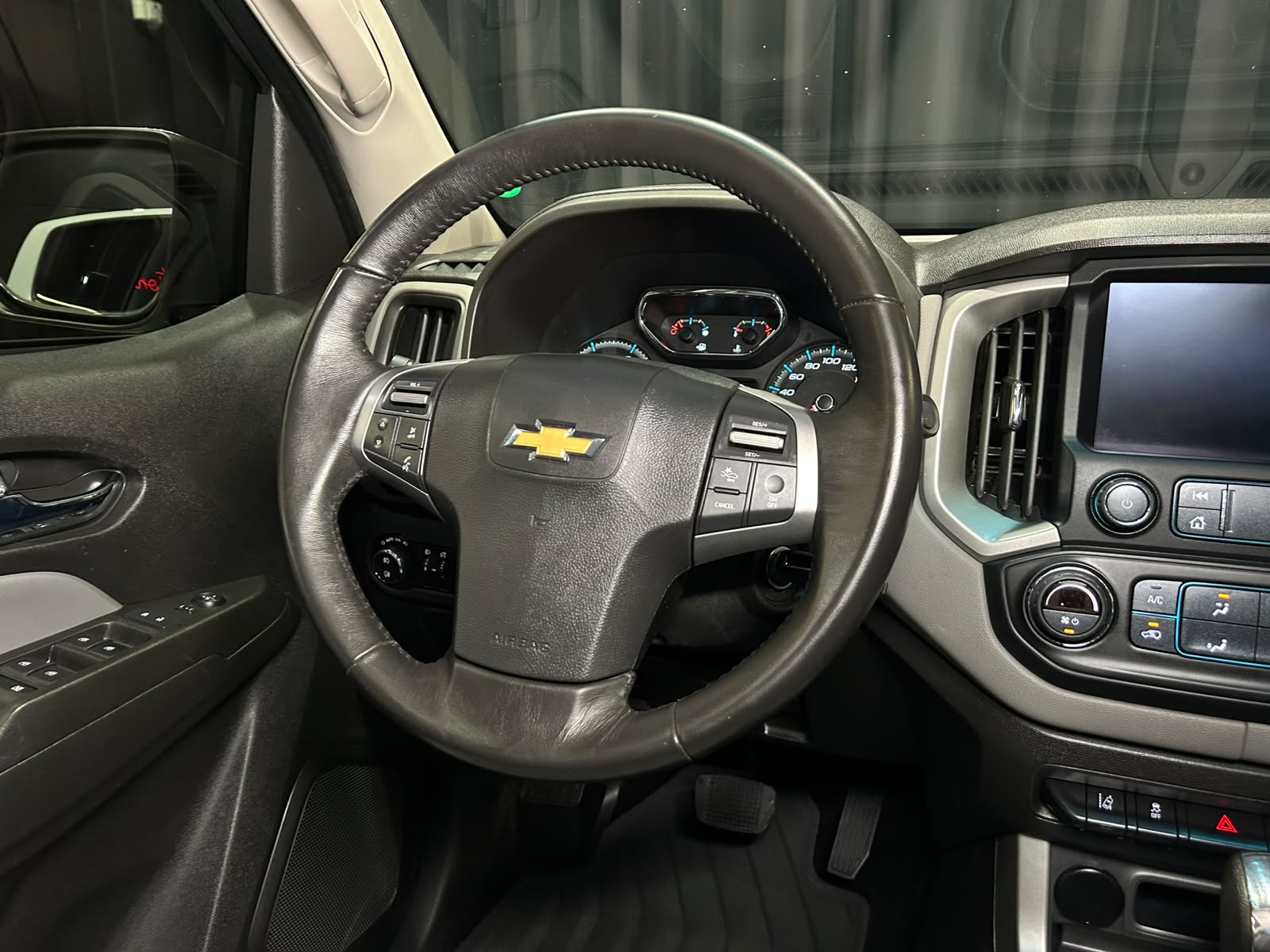 CHEVROLET S10 4.3 SFI EXECUTIVE 4X2 CD V6 12V5
