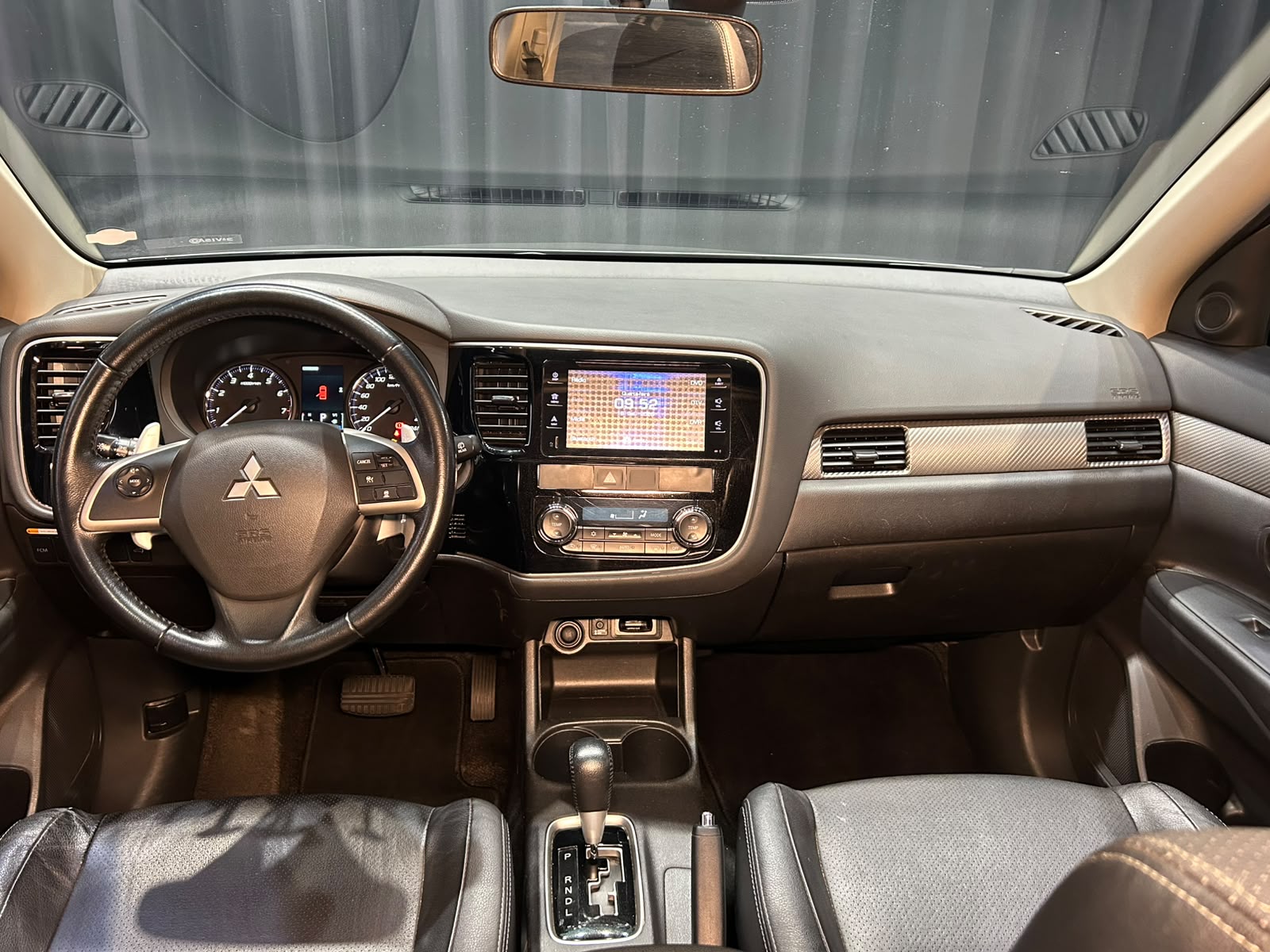 MITSUBISHI OUTLANDER 3.0 GT 4X4 V6 24V3