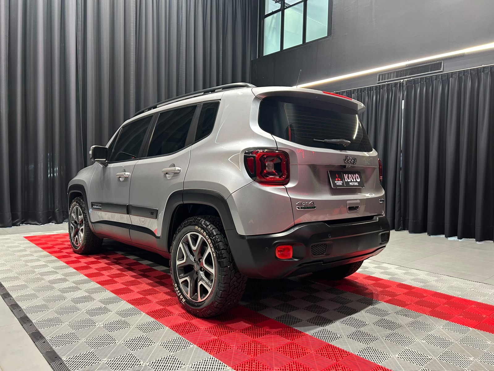 JEEP RENEGADE 2.0 16V TURBO LONGITUDE 4X410
