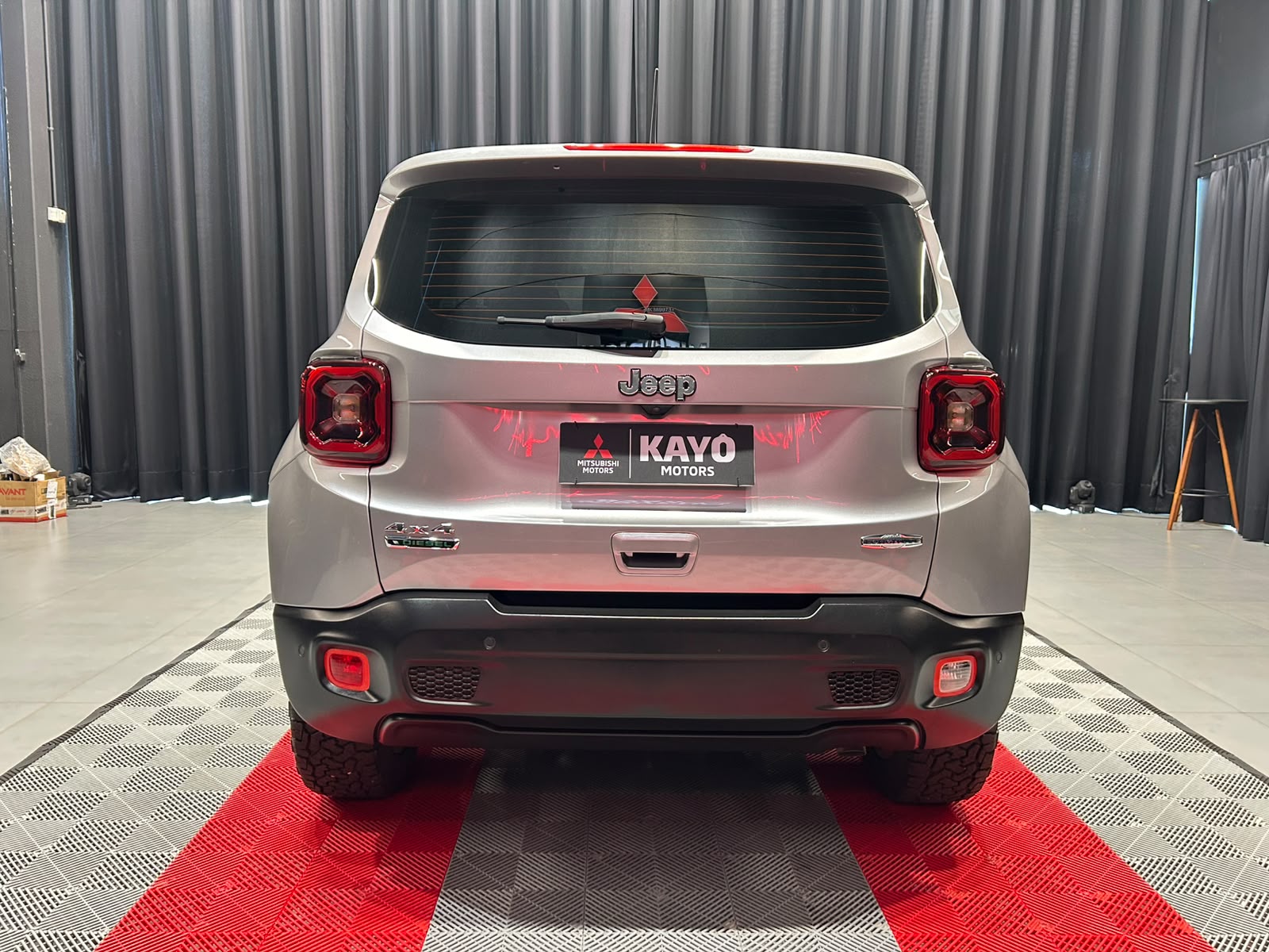 JEEP RENEGADE 2.0 16V TURBO LONGITUDE 4X413